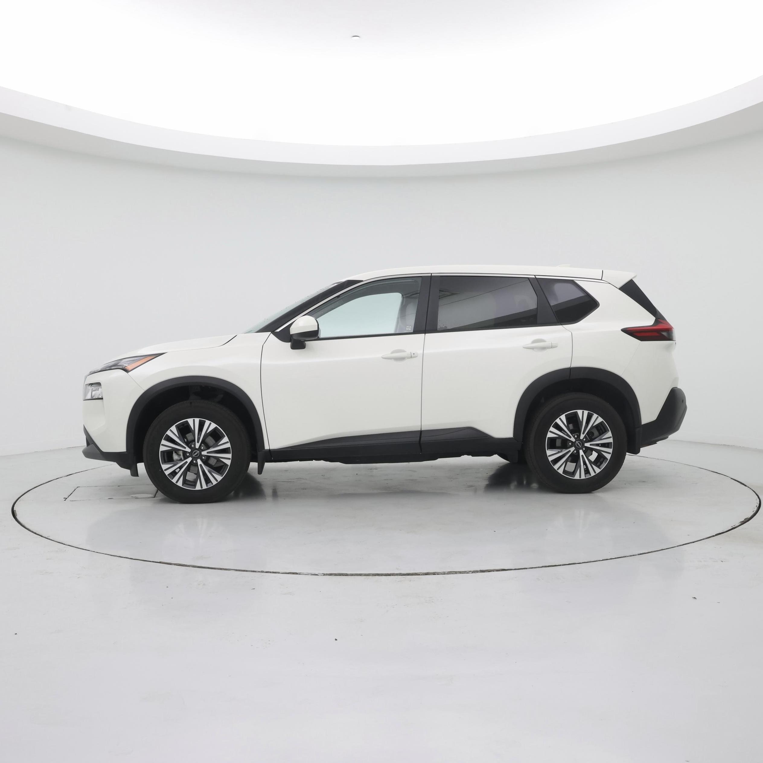 Thumbnail: 2023 Nissan Rogue - 3