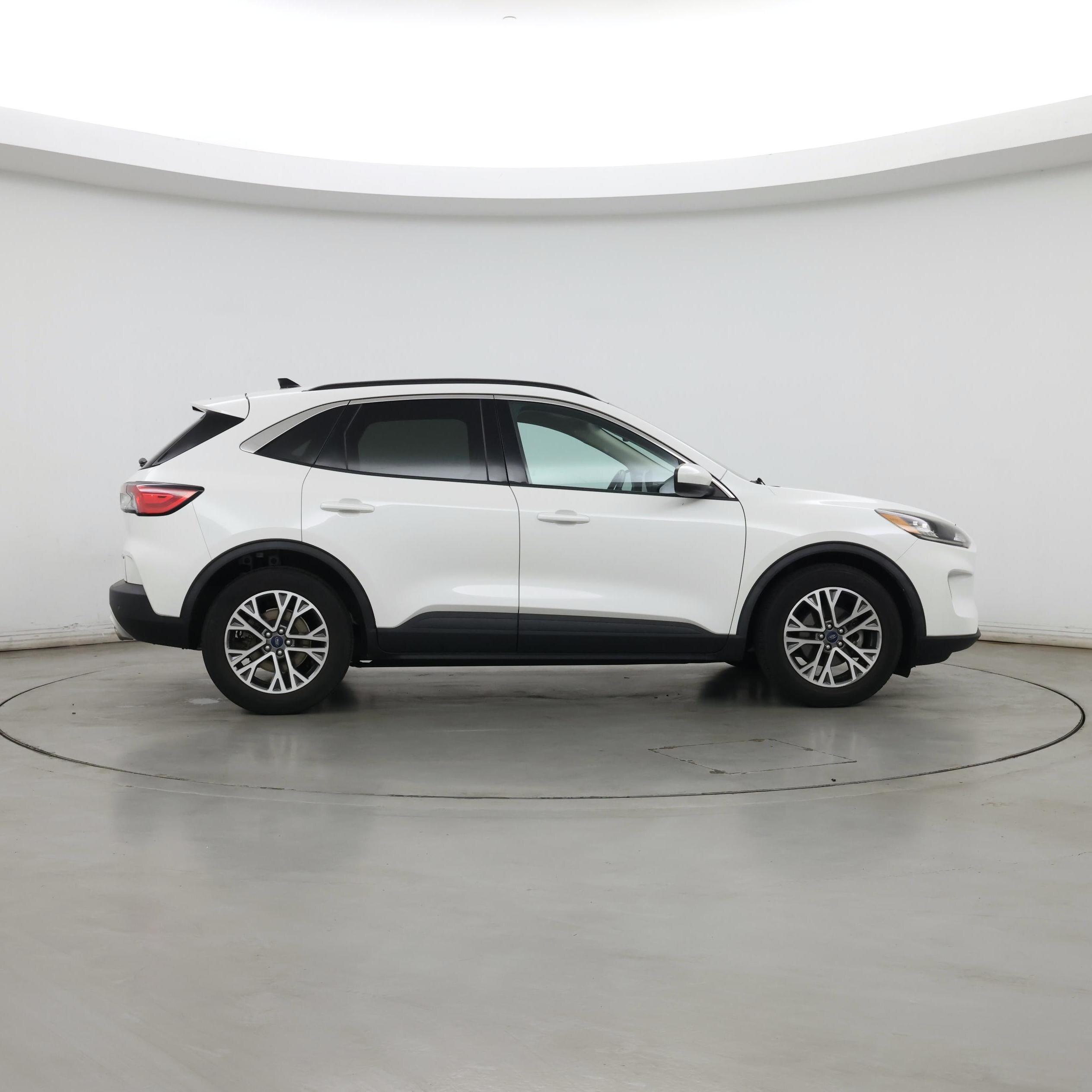 Thumbnail: 2020 Ford Escape - 7
