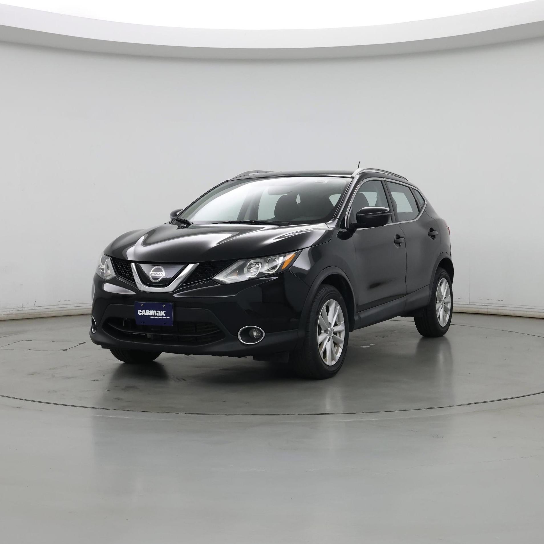 Thumbnail: 2018 Nissan Rogue Sport - 4