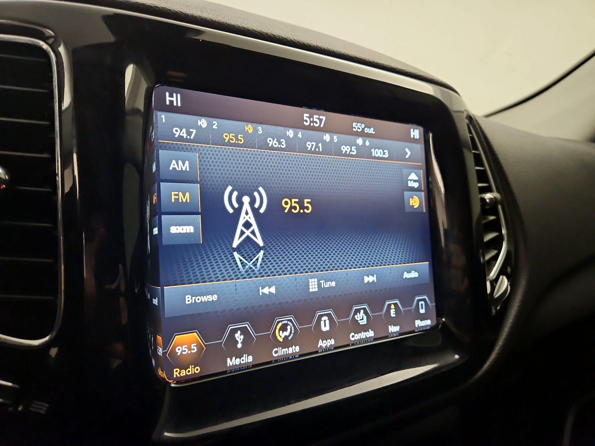 Thumbnail: 2018 Jeep Compass - 16