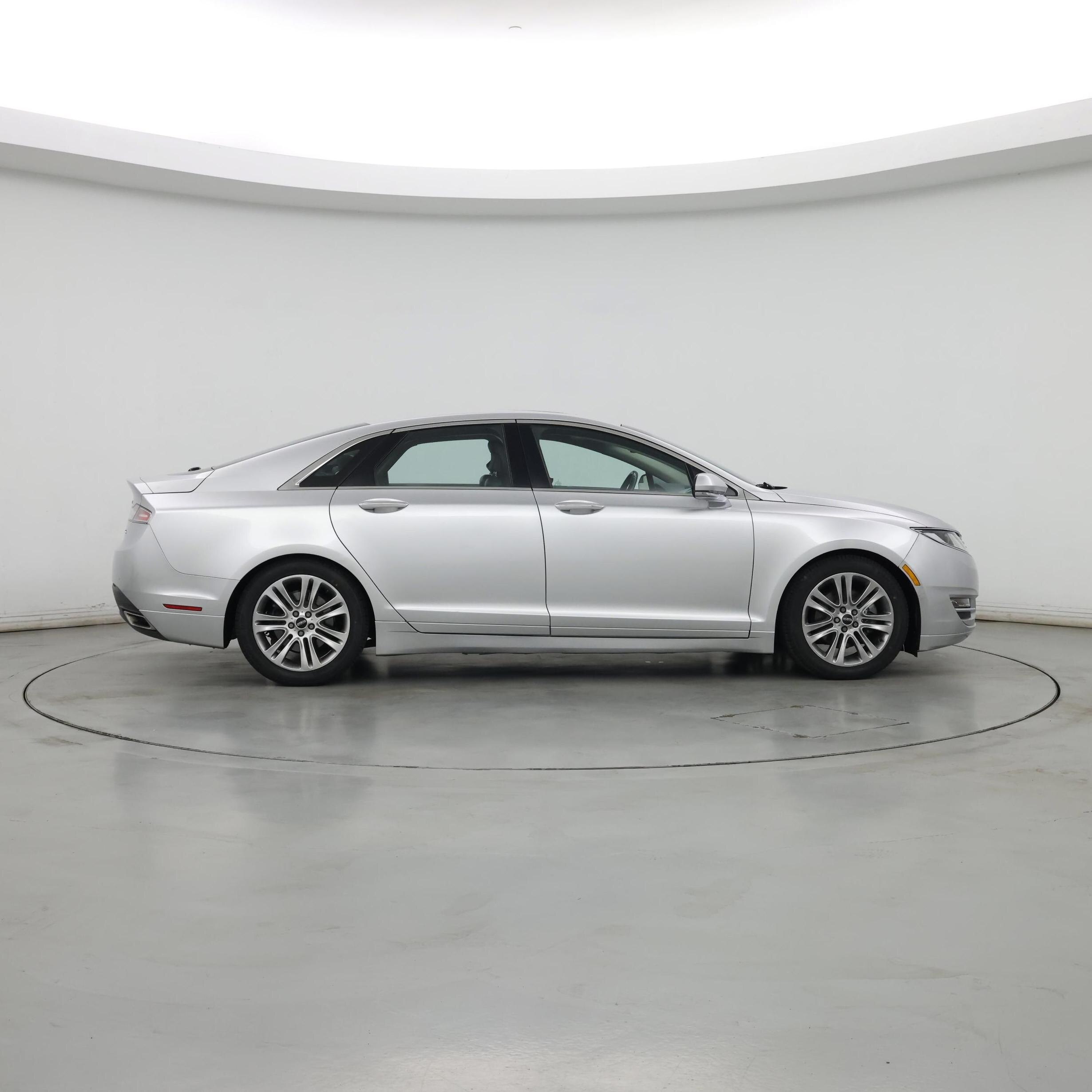 Thumbnail: 2015 Lincoln MKZ - 7