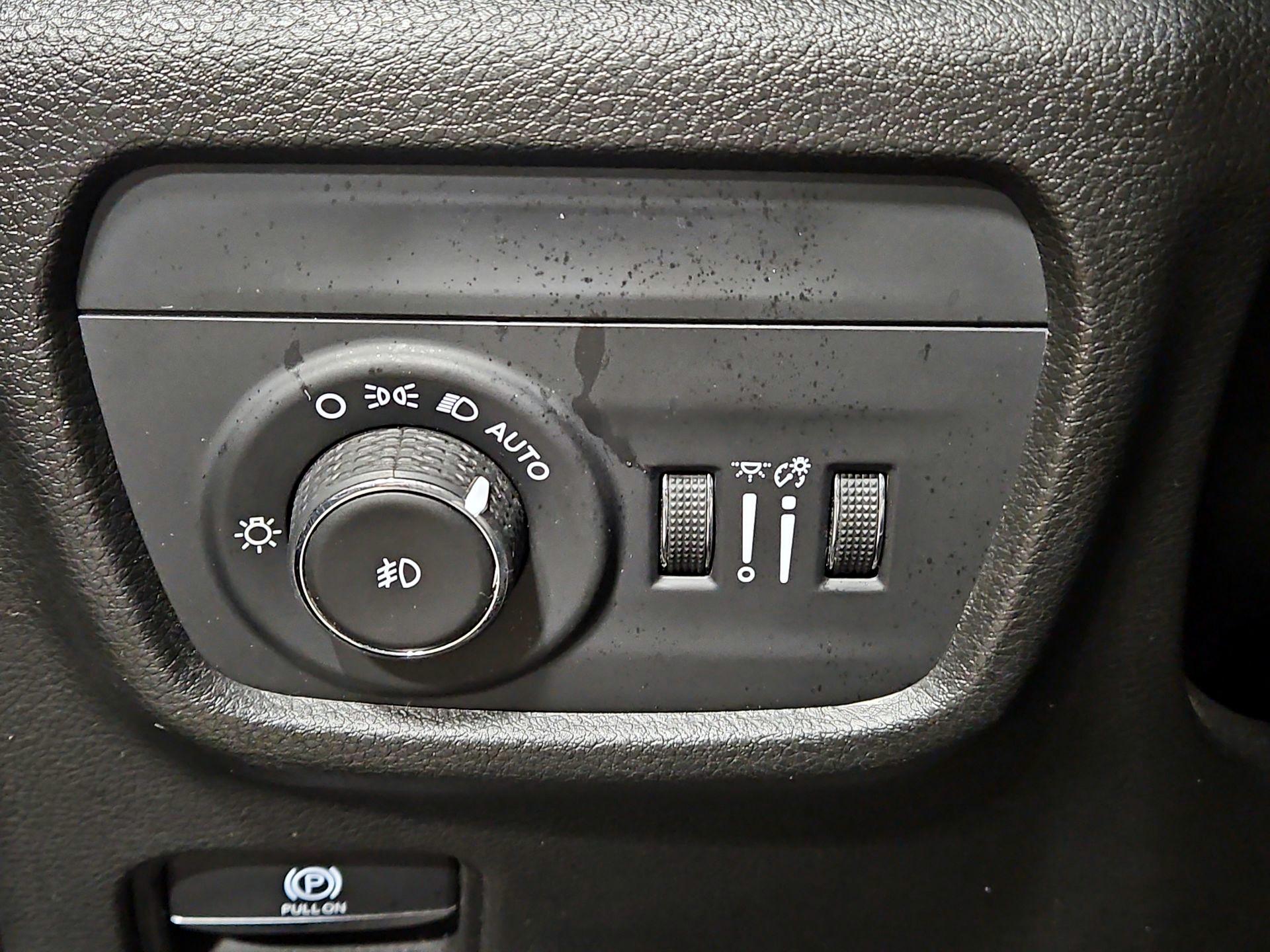 Thumbnail: 2022 Jeep Grand Cherokee L - 13