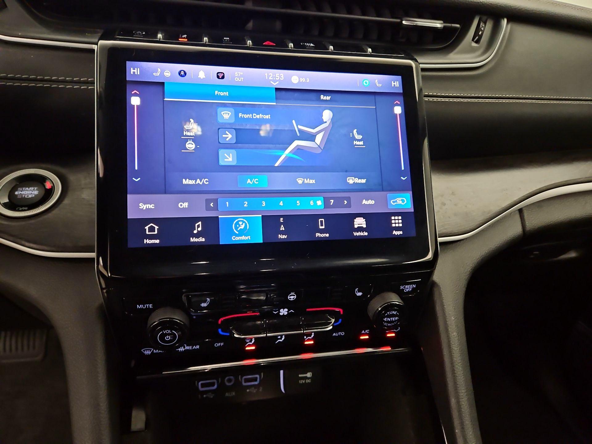 Thumbnail: 2022 Jeep Grand Cherokee L - 17