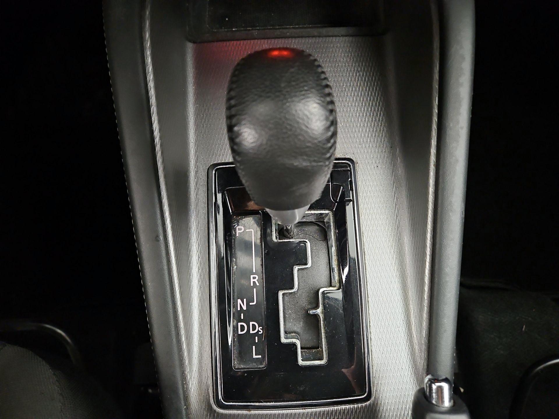 Thumbnail: 2020 Mitsubishi Outlander Sport - 17