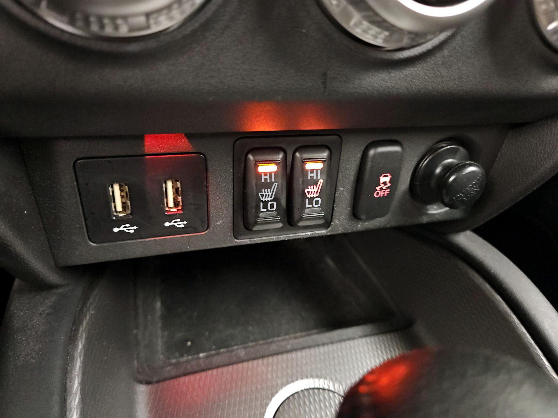 Thumbnail: 2020 Mitsubishi Outlander Sport - 18