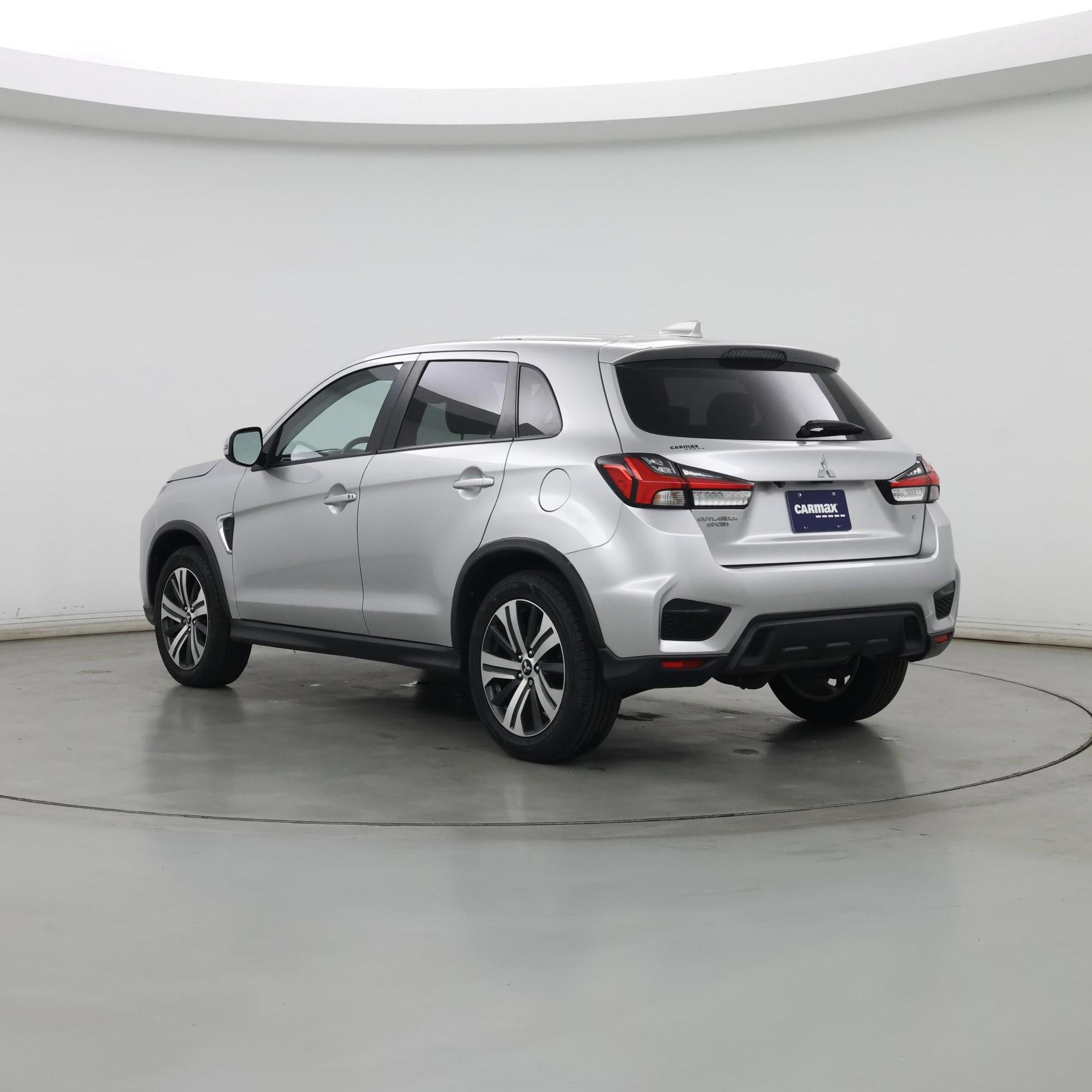 Thumbnail: 2020 Mitsubishi Outlander Sport - 2