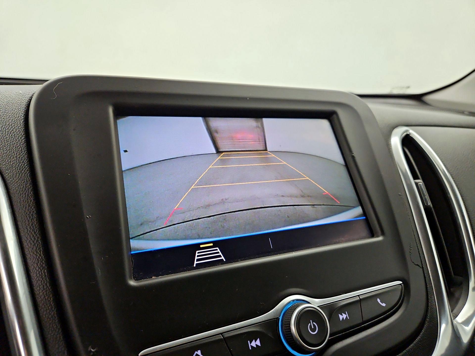 Thumbnail: 2020 Chevrolet Equinox - 14