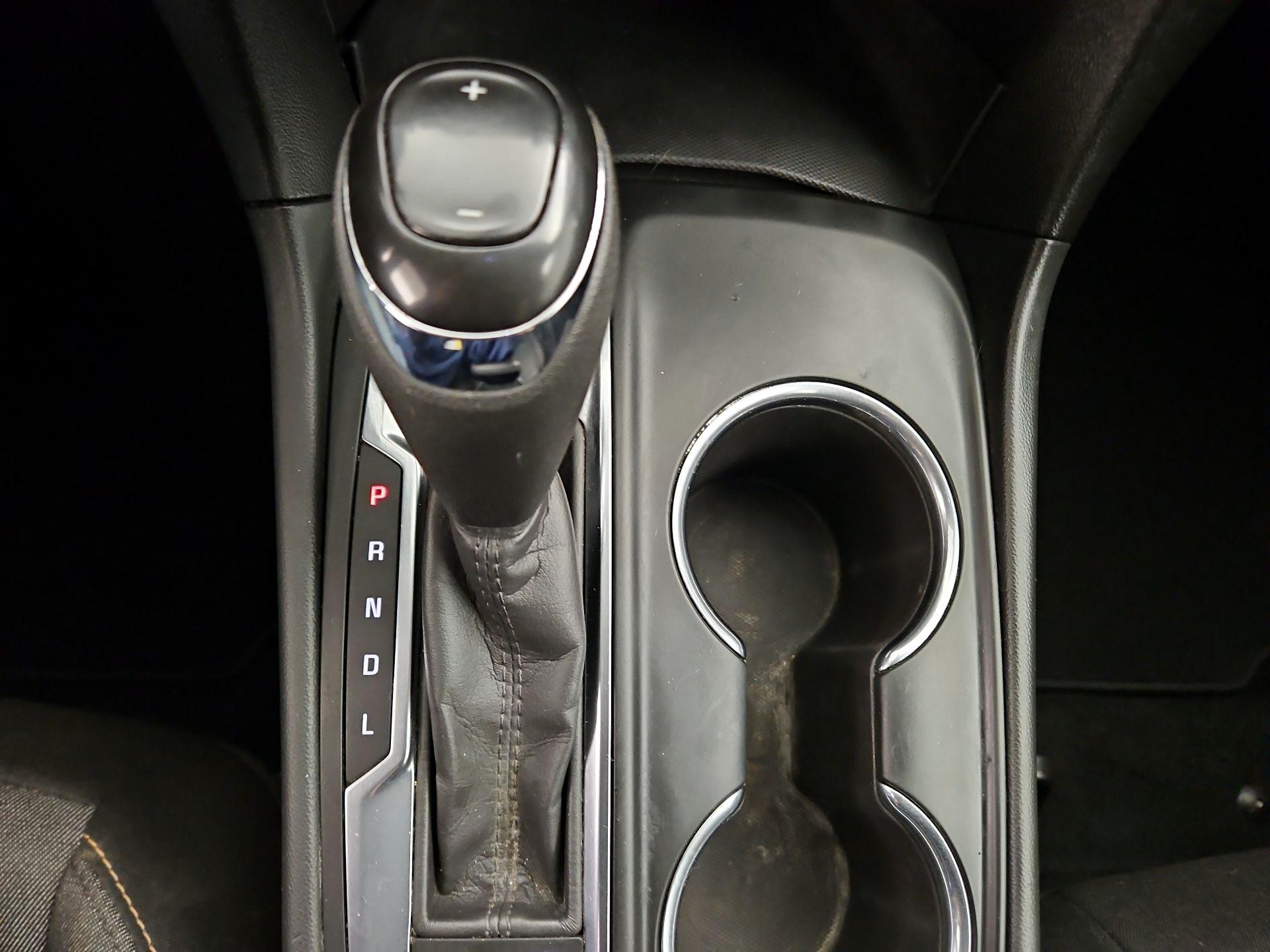 Thumbnail: 2020 Chevrolet Equinox - 17