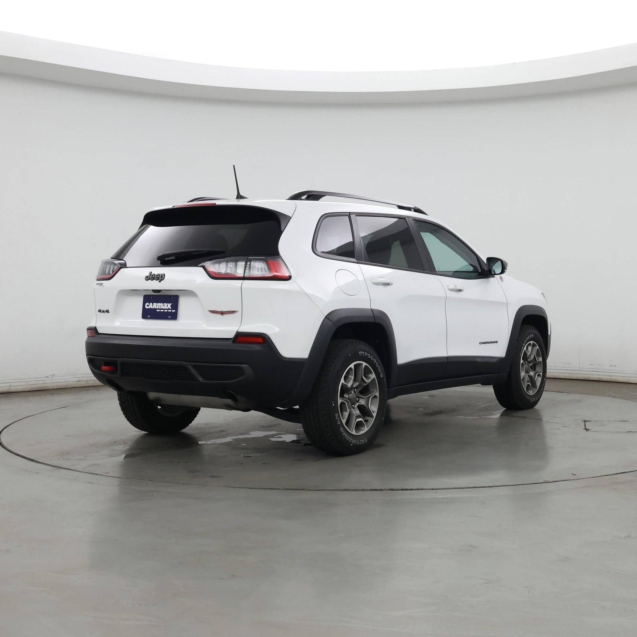 Thumbnail: 2022 Jeep Cherokee - 8