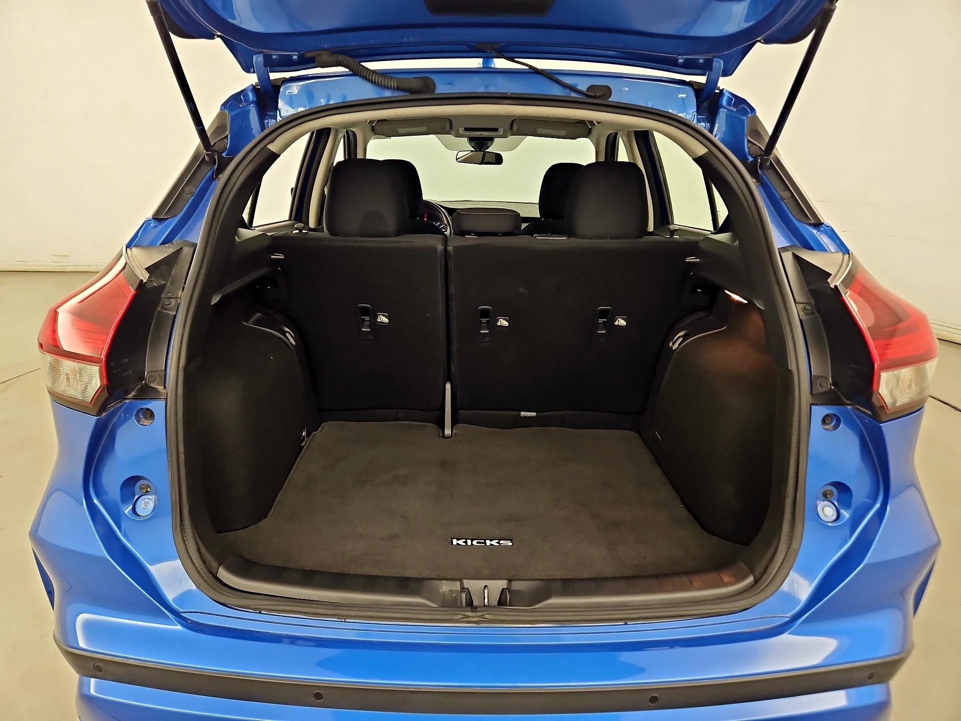 Thumbnail: 2021 Nissan Kicks - 19