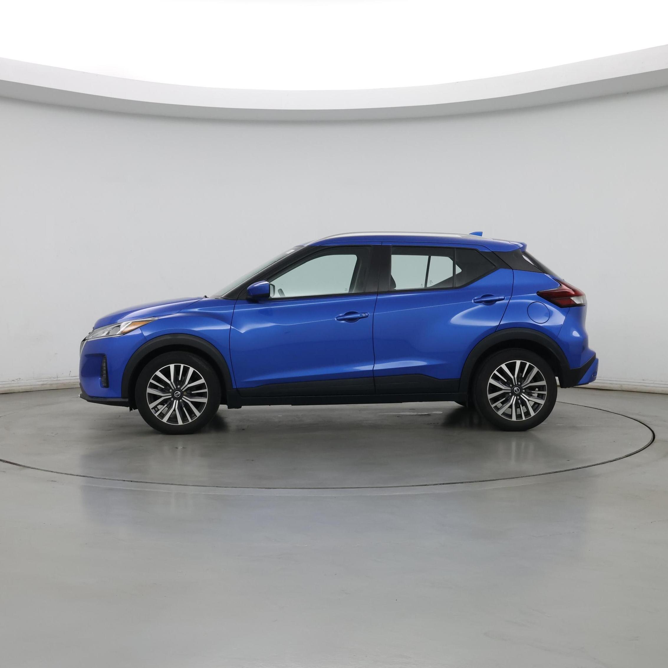 Thumbnail: 2021 Nissan Kicks - 3