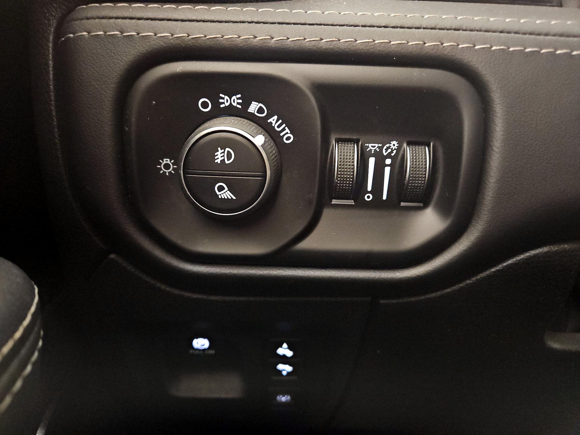 Thumbnail: 2024 RAM 1500 - 13