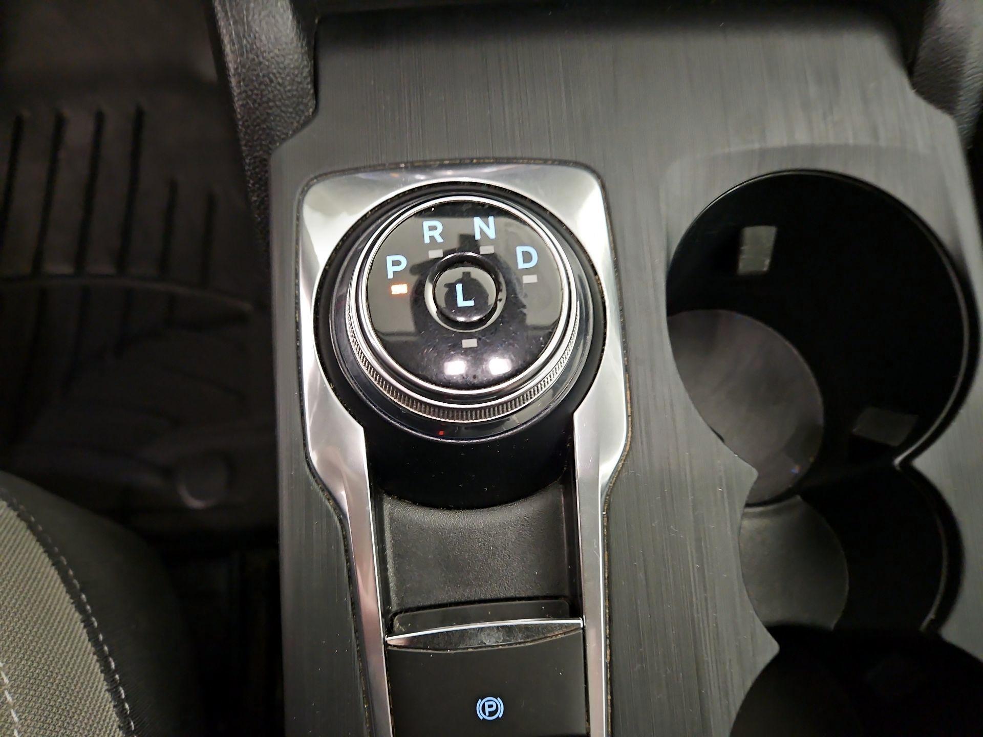 Thumbnail: 2021 Ford Escape - 17