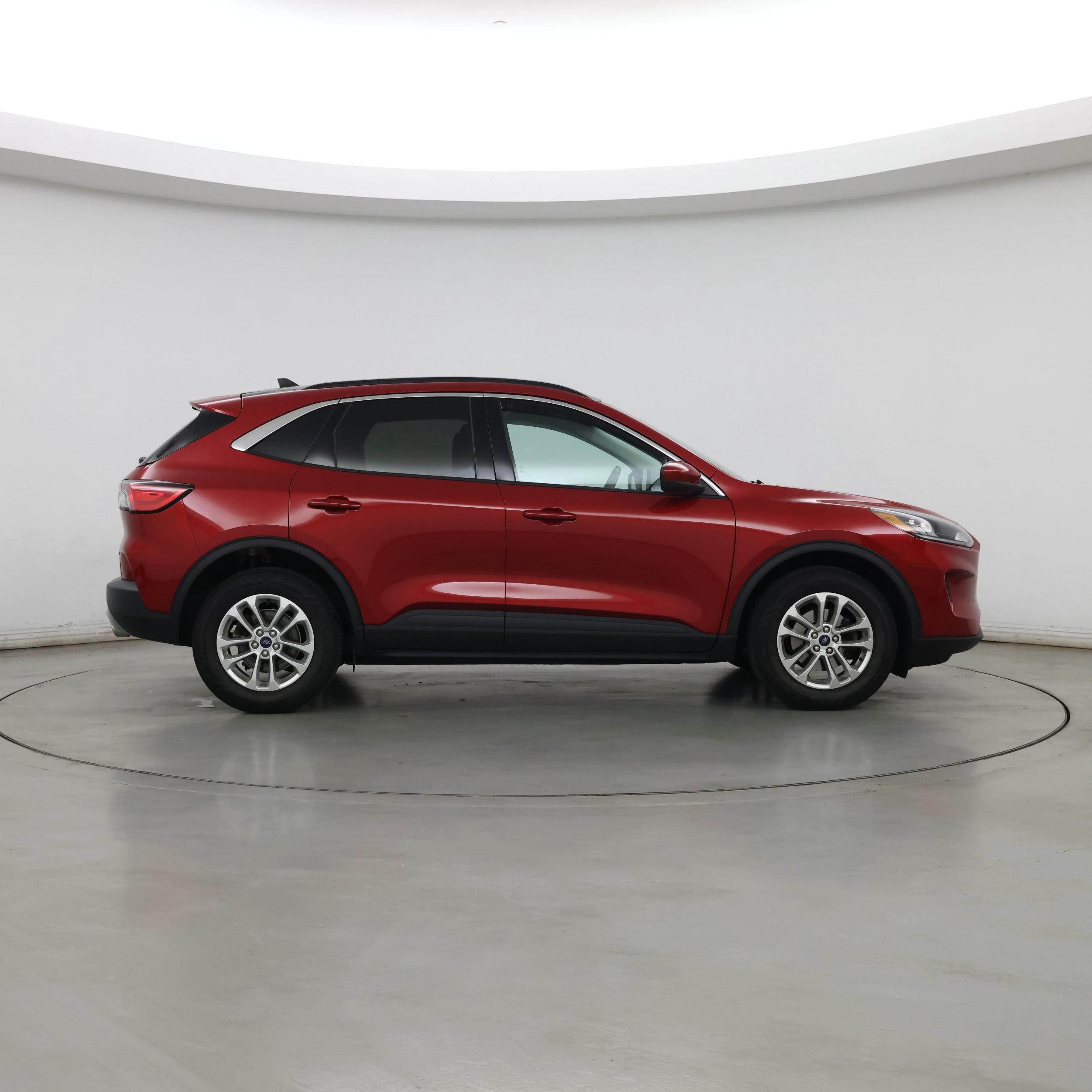 Thumbnail: 2021 Ford Escape - 7