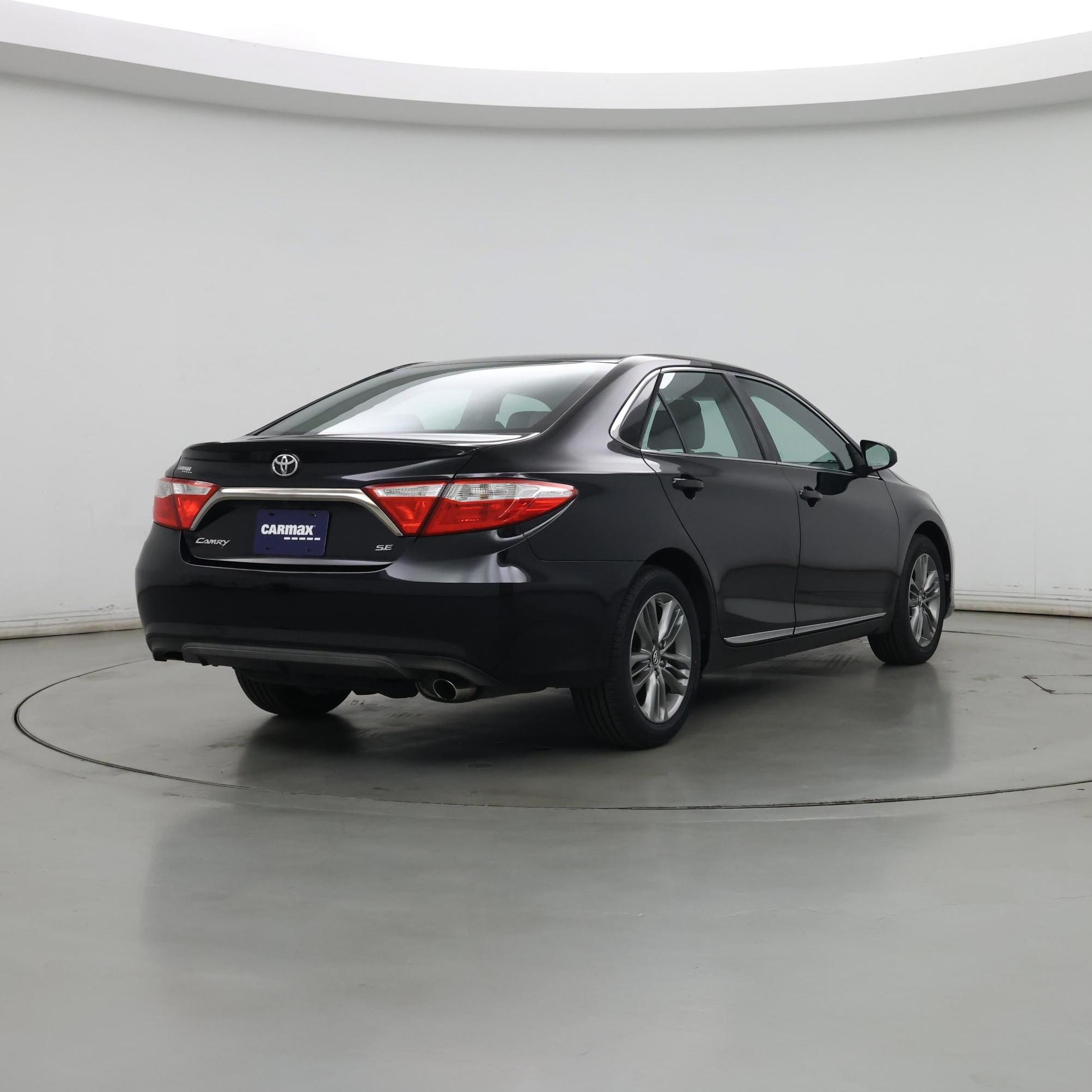 Thumbnail: 2016 Toyota Camry - 8