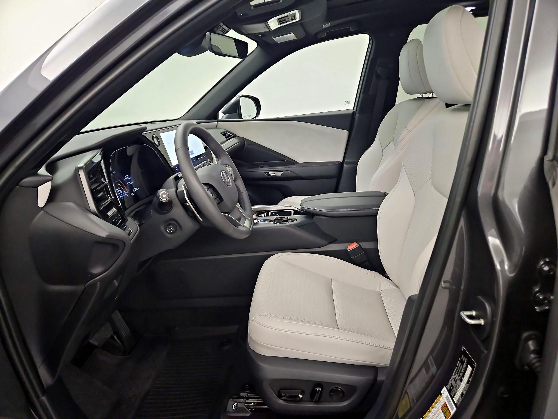 Thumbnail: 2025 Lexus TX - 11