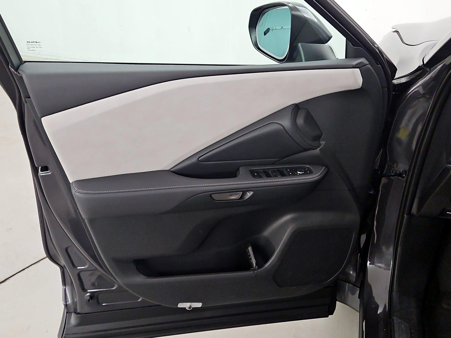 Thumbnail: 2025 Lexus TX - 12