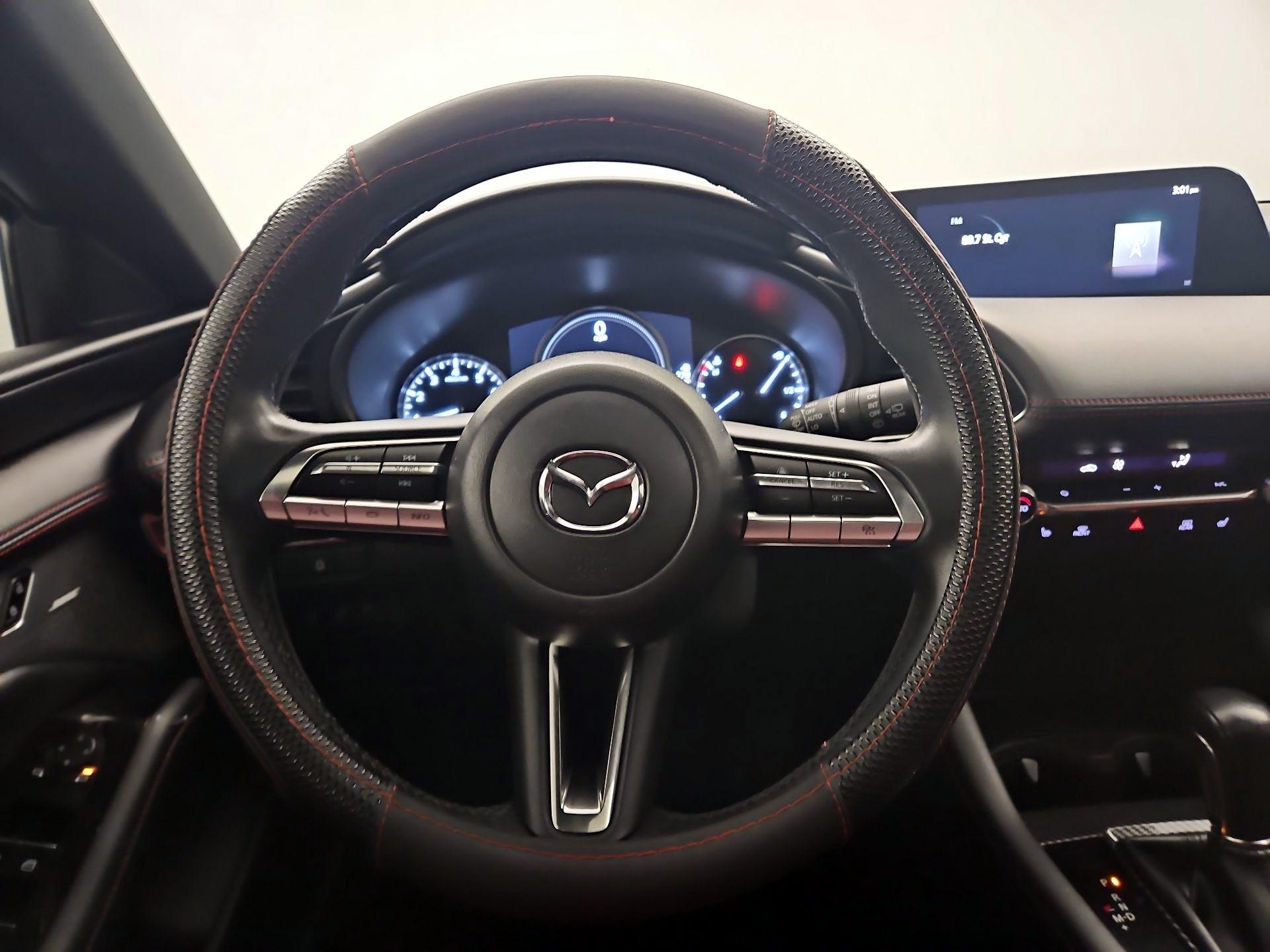 Thumbnail: 2023 Mazda Mazda3 - 10