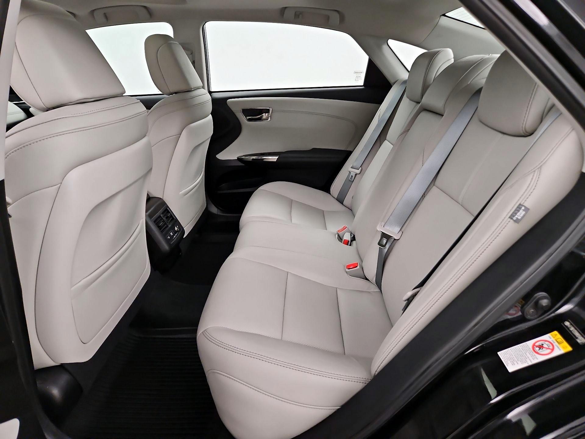 Thumbnail: 2017 Toyota Avalon - 20