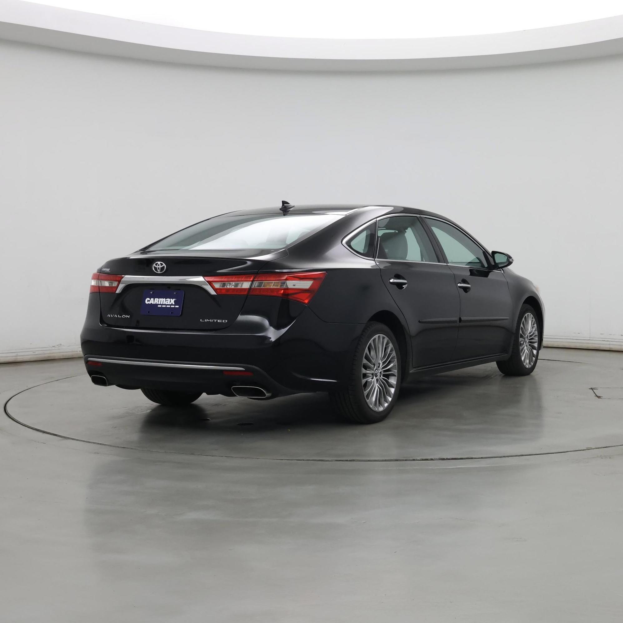 Thumbnail: 2017 Toyota Avalon - 8