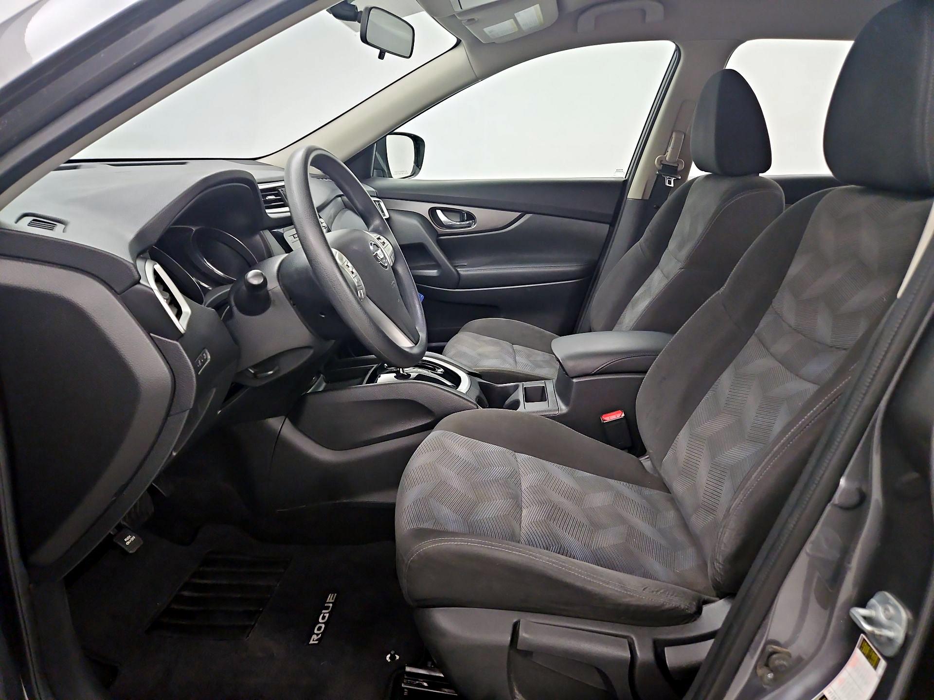 Thumbnail: 2016 Nissan Rogue - 11