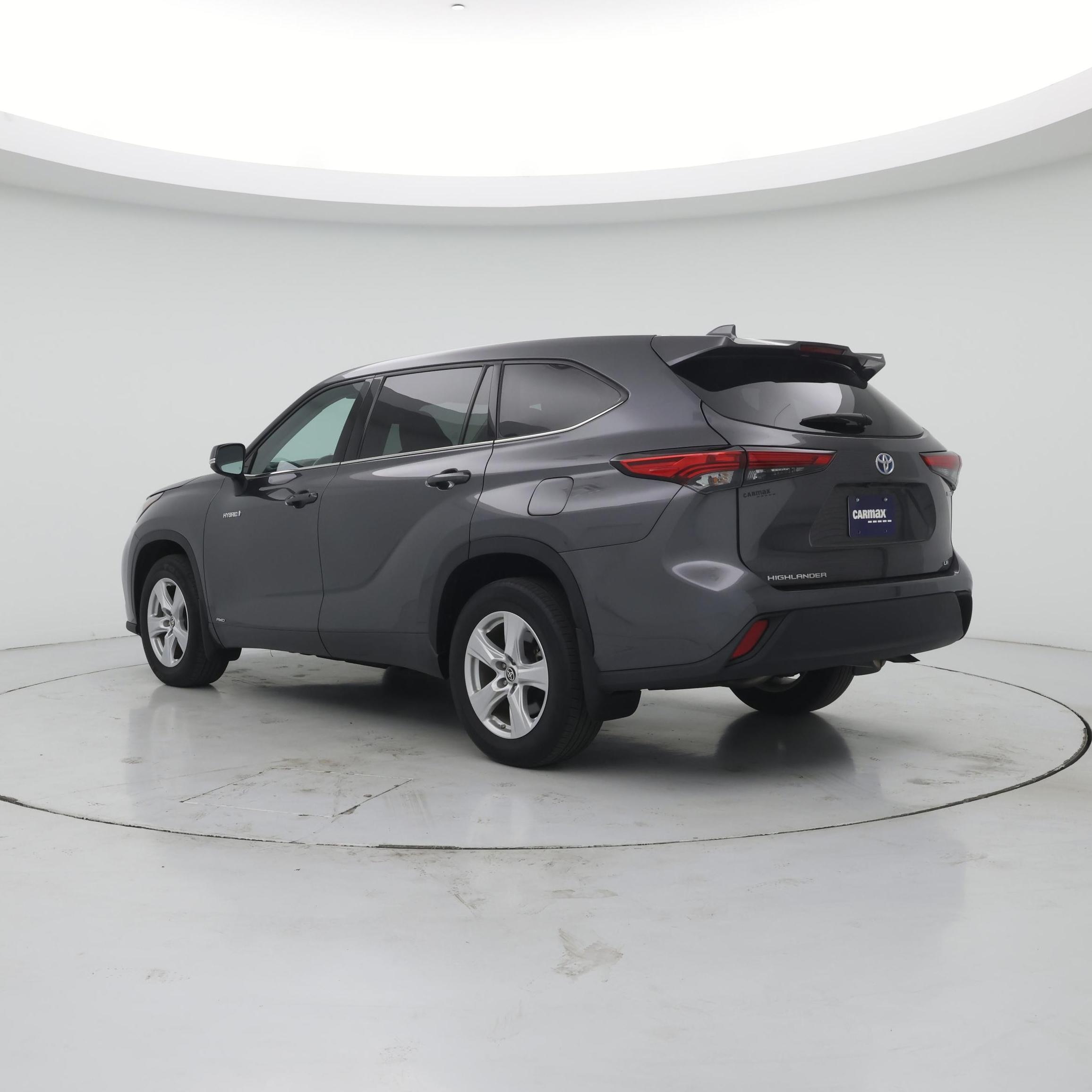 Thumbnail: 2021 Toyota Highlander - 2