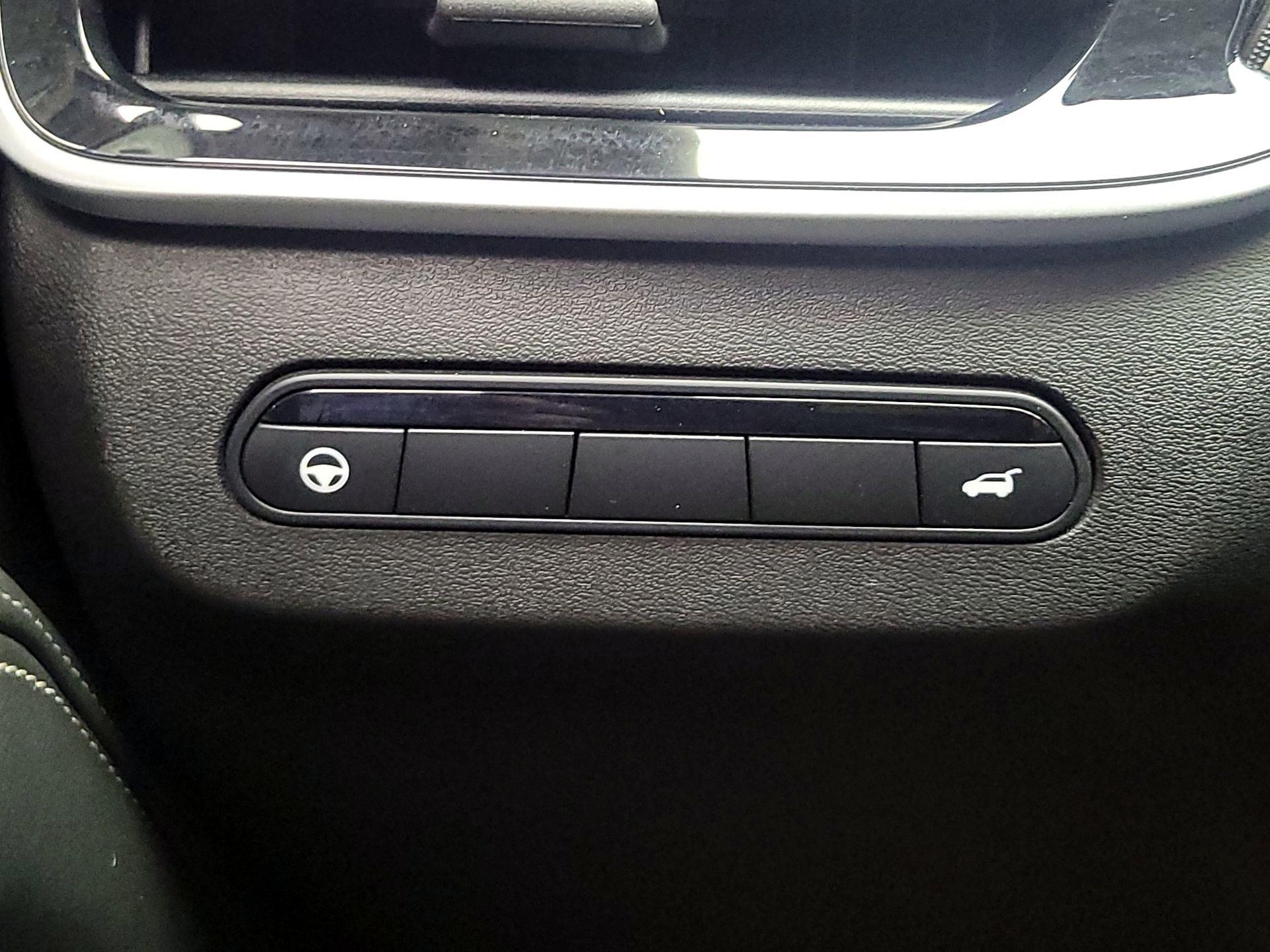 Thumbnail: 2022 INFINITI QX60 - 13