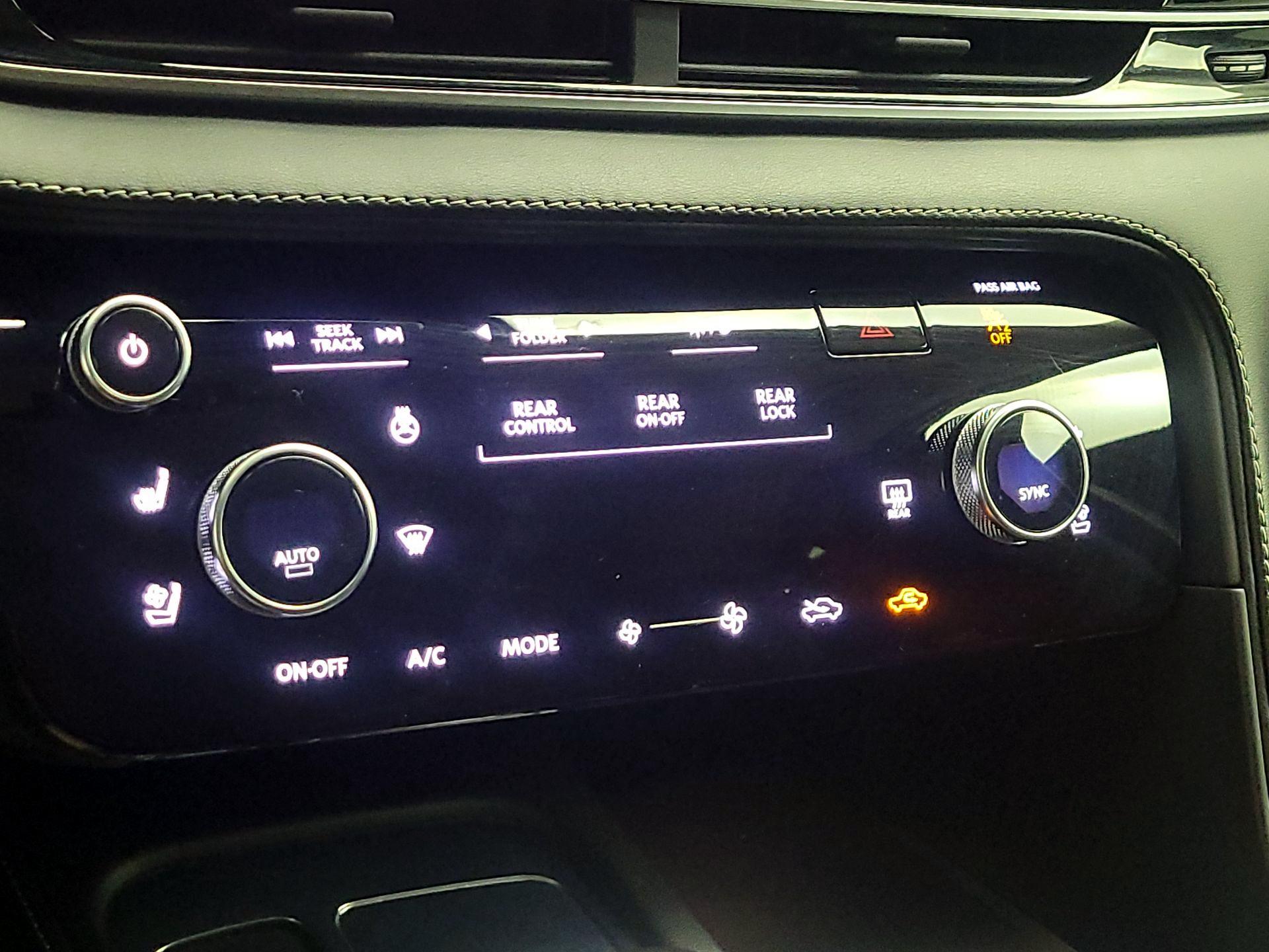 Thumbnail: 2022 INFINITI QX60 - 17