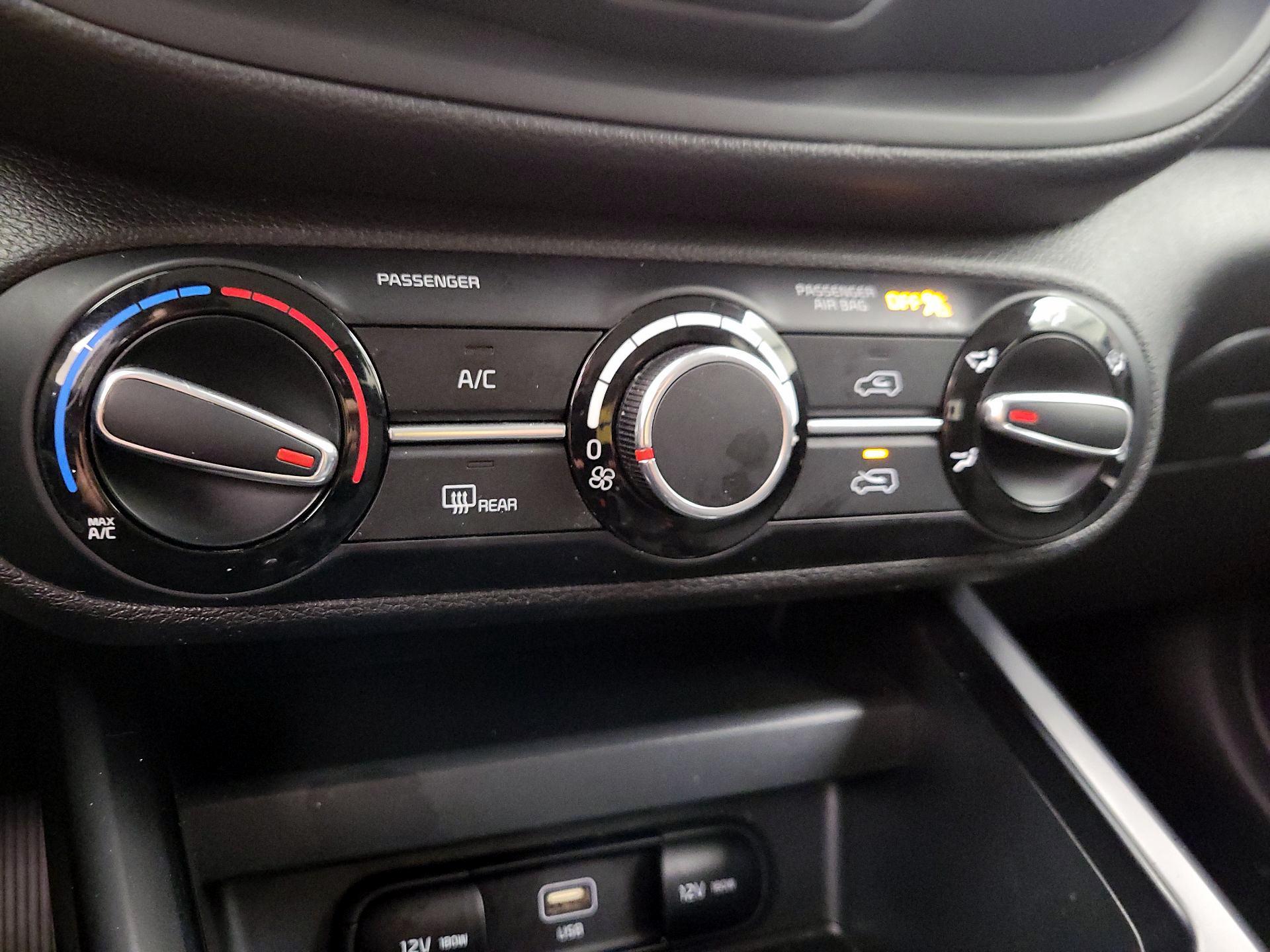 Thumbnail: 2023 Kia Soul - 16