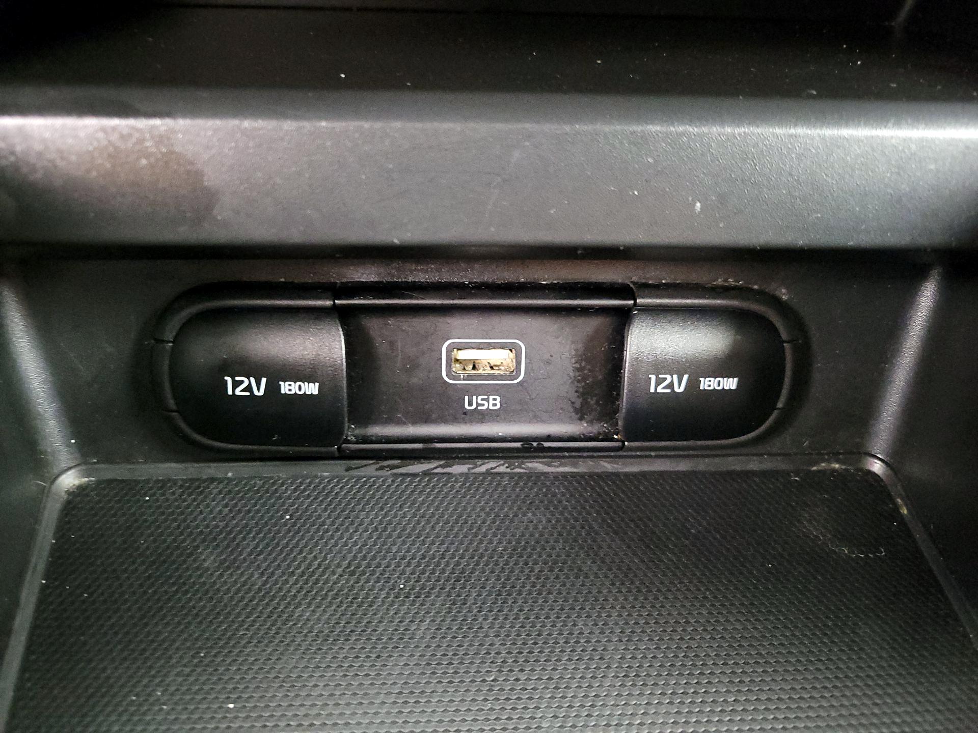 Thumbnail: 2023 Kia Soul - 18