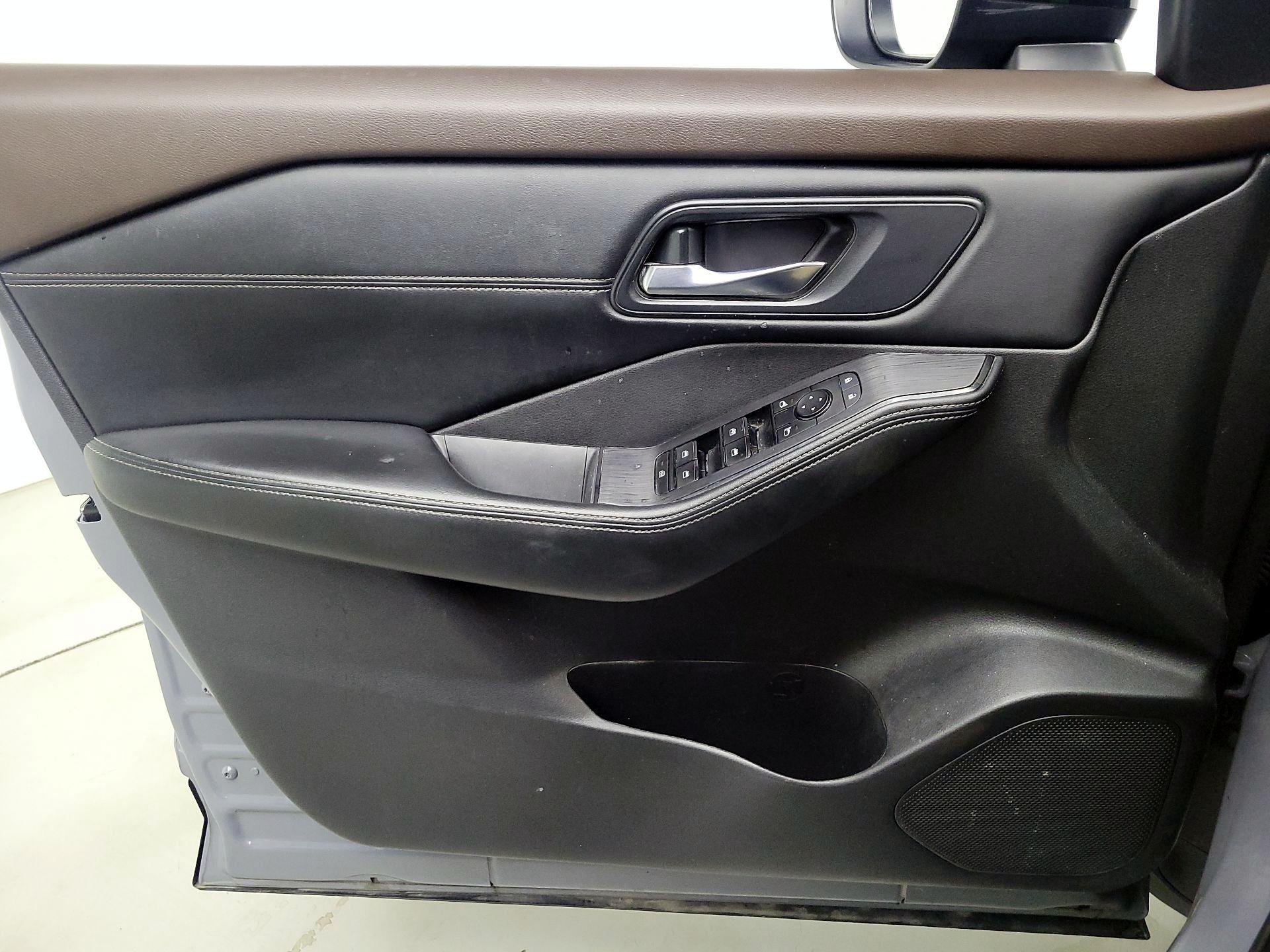 Thumbnail: 2023 Nissan Rogue - 12