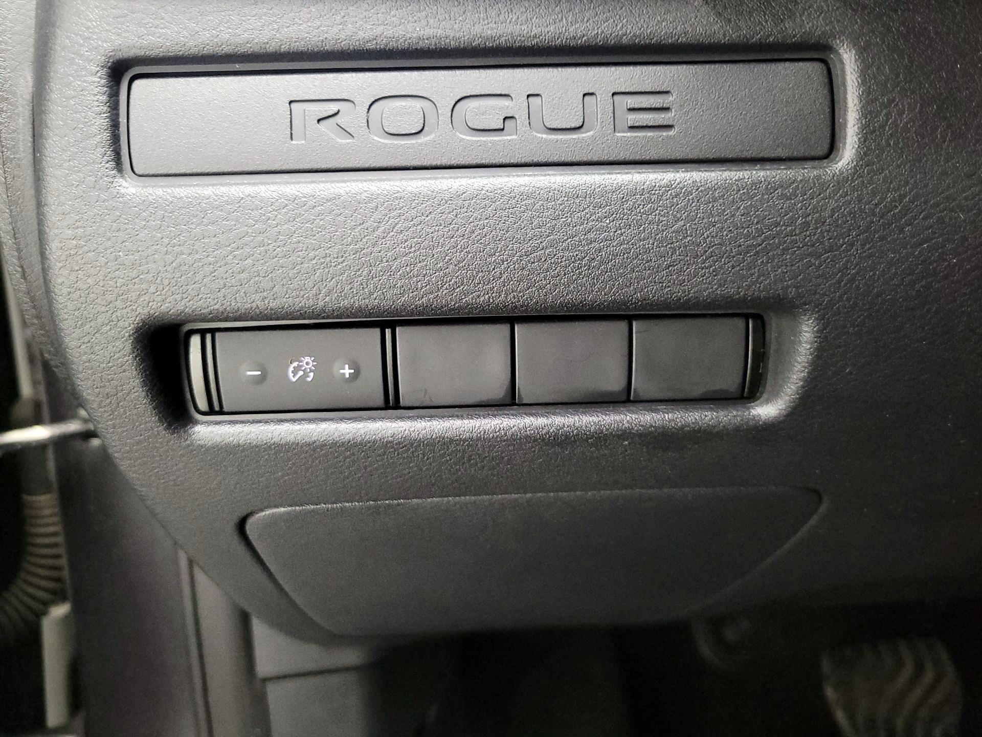 Thumbnail: 2023 Nissan Rogue - 13