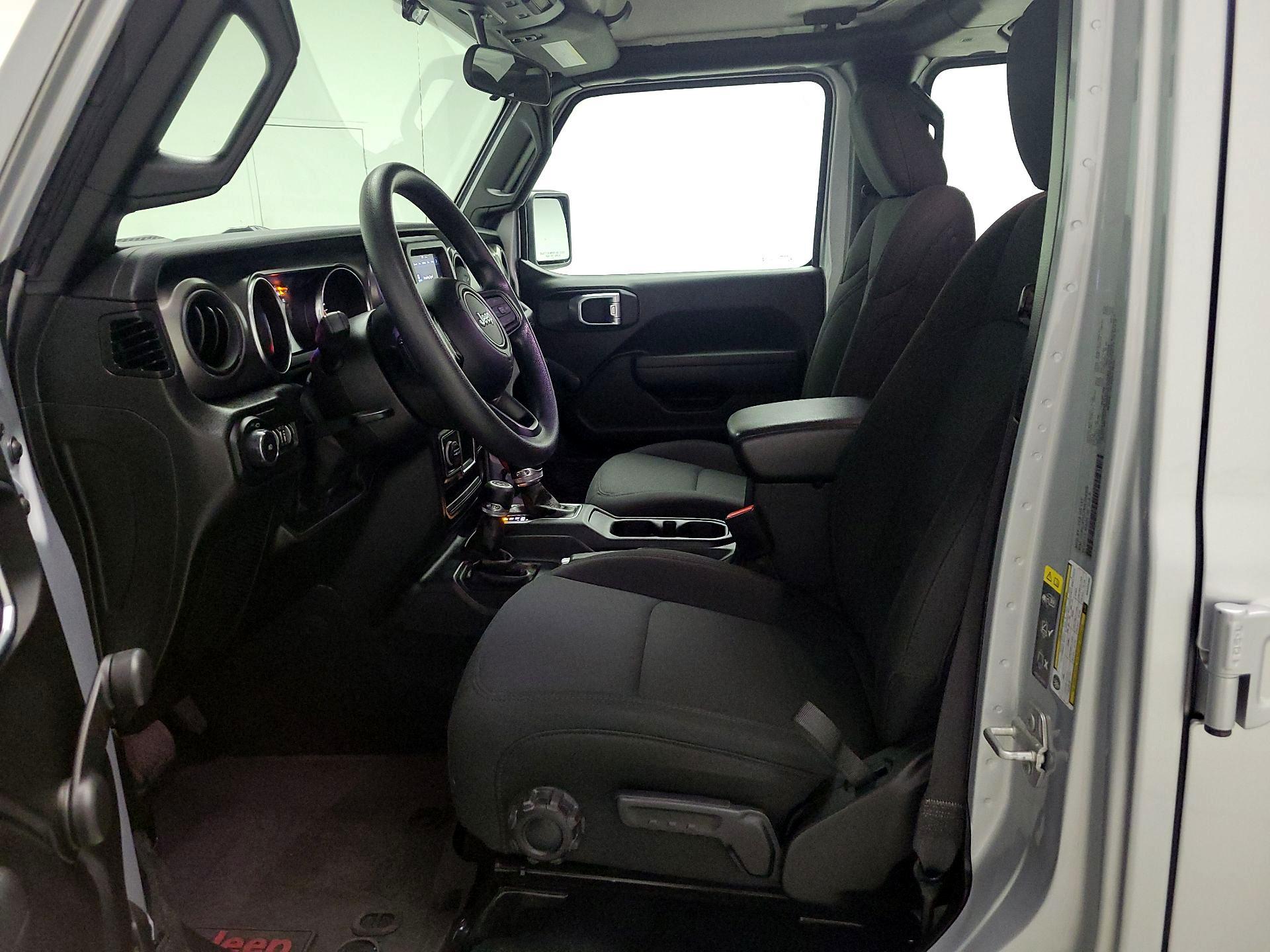 Thumbnail: 2022 Jeep Wrangler - 11