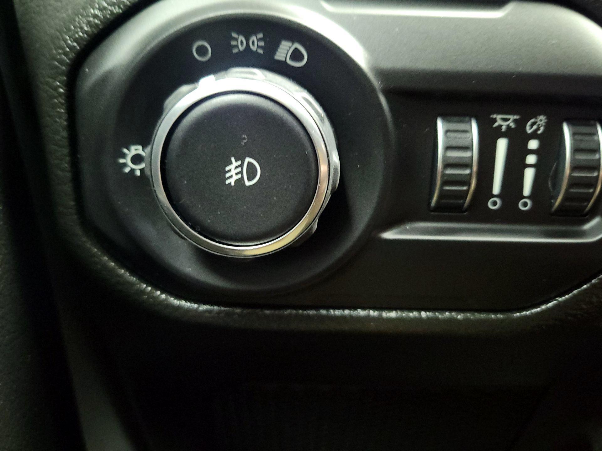 Thumbnail: 2022 Jeep Wrangler - 13