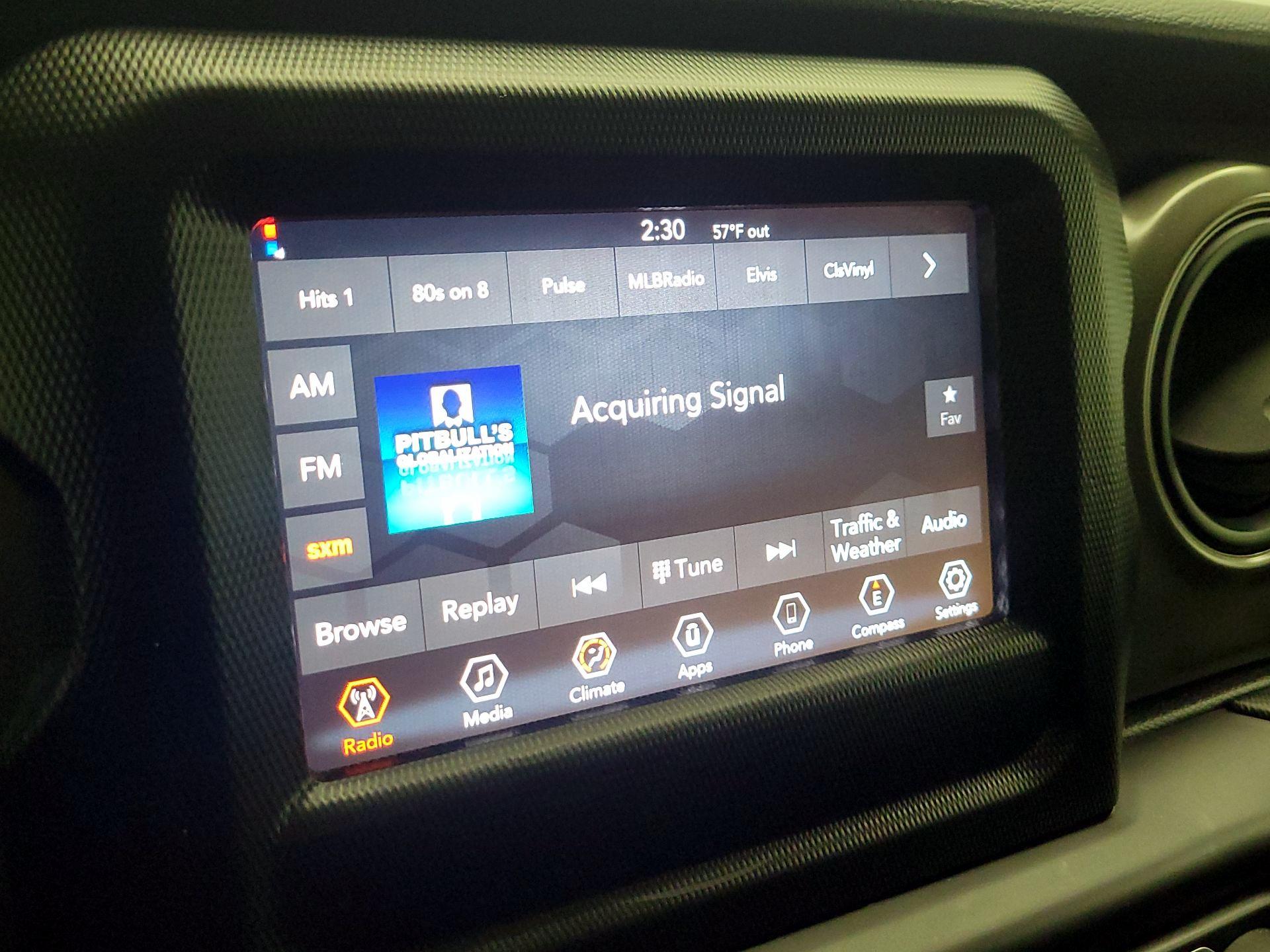 Thumbnail: 2022 Jeep Wrangler - 15