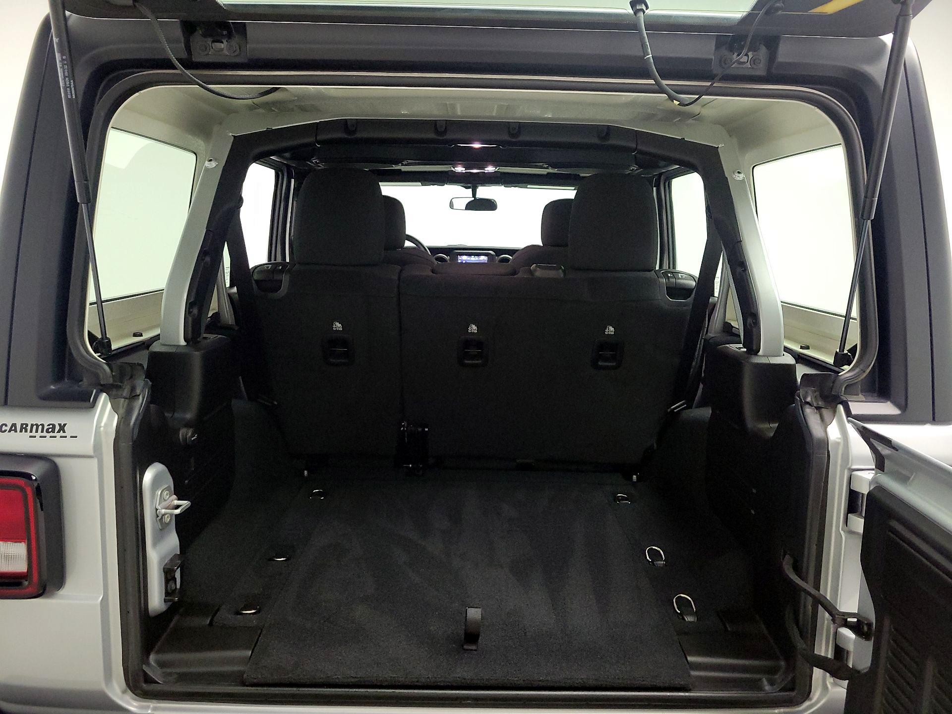 Thumbnail: 2022 Jeep Wrangler - 20