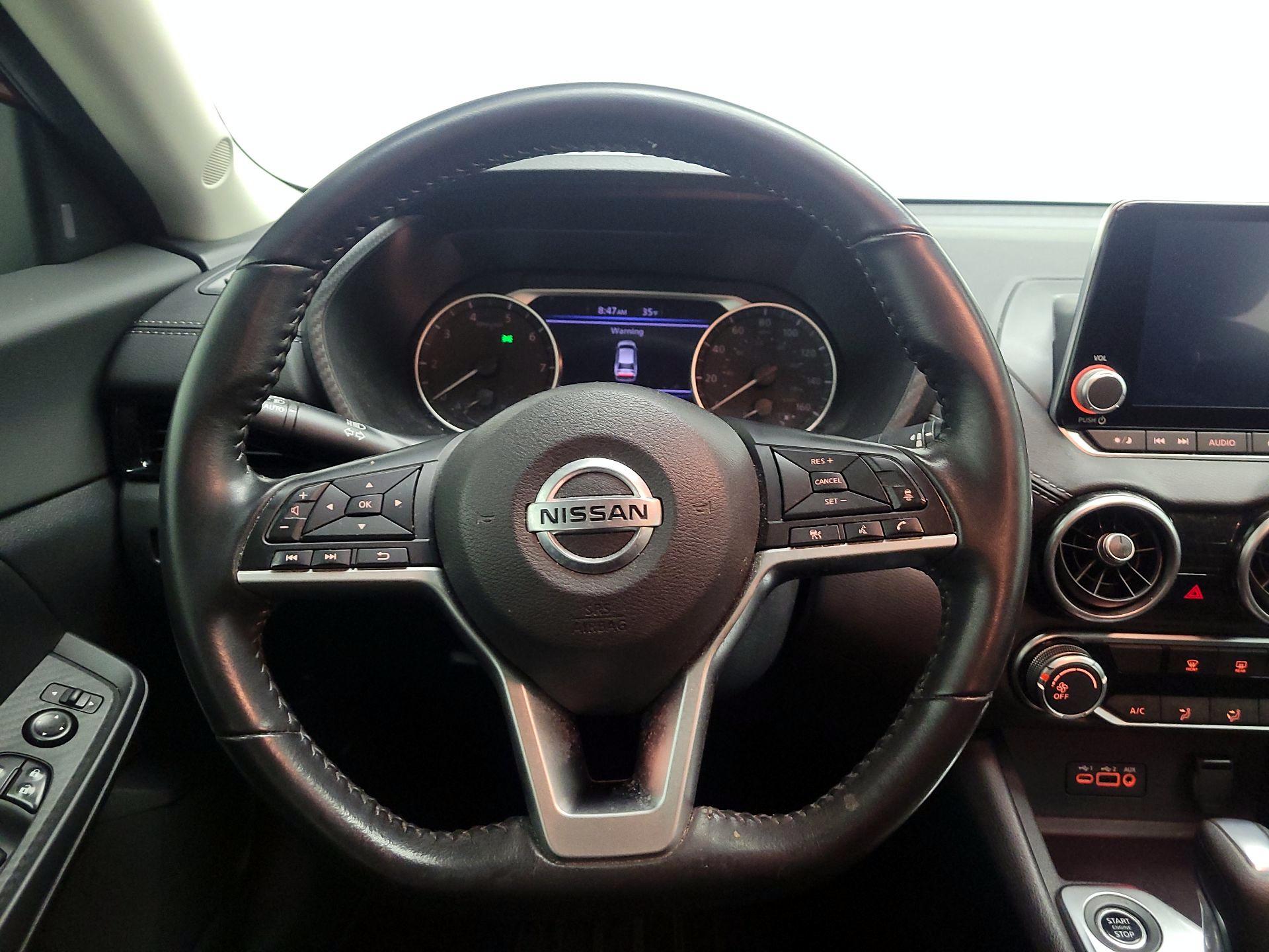 Thumbnail: 2022 Nissan Sentra - 10