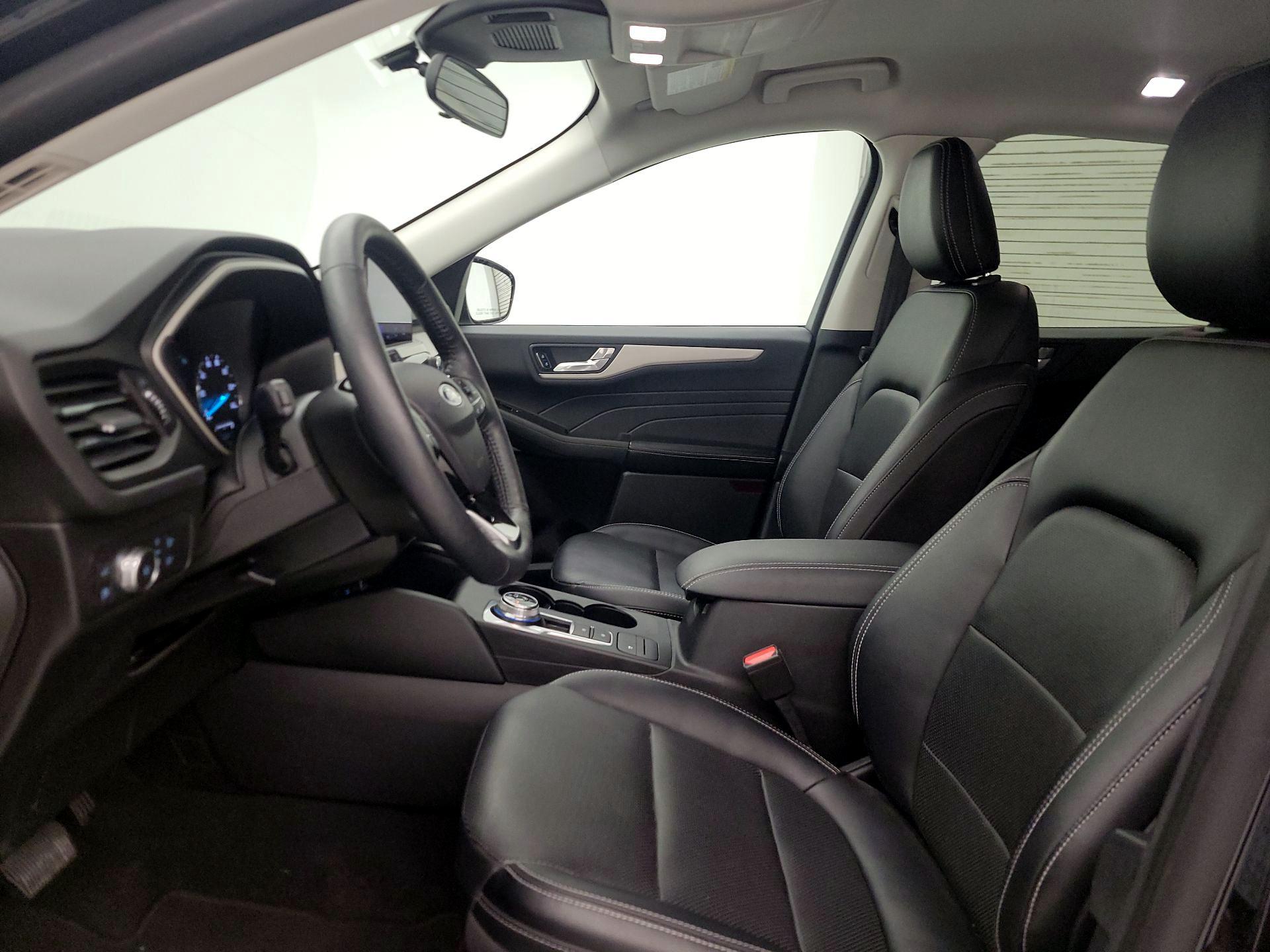 Thumbnail: 2021 Ford Escape - 11