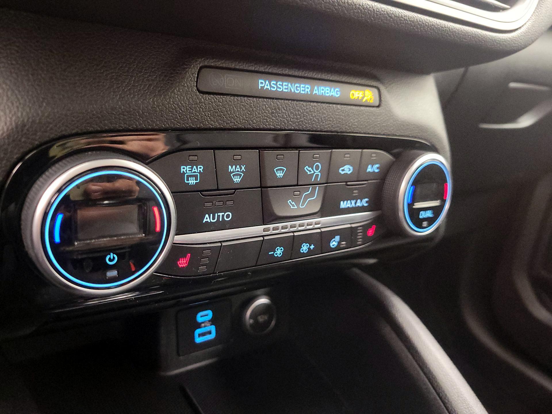 Thumbnail: 2021 Ford Escape - 16