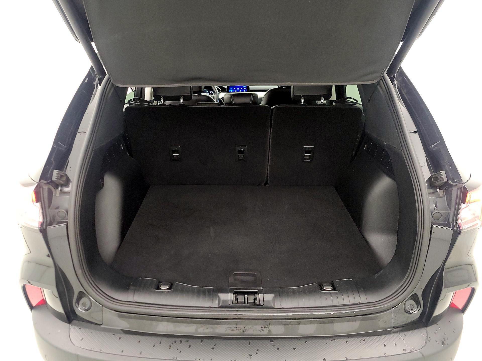 Thumbnail: 2021 Ford Escape - 20