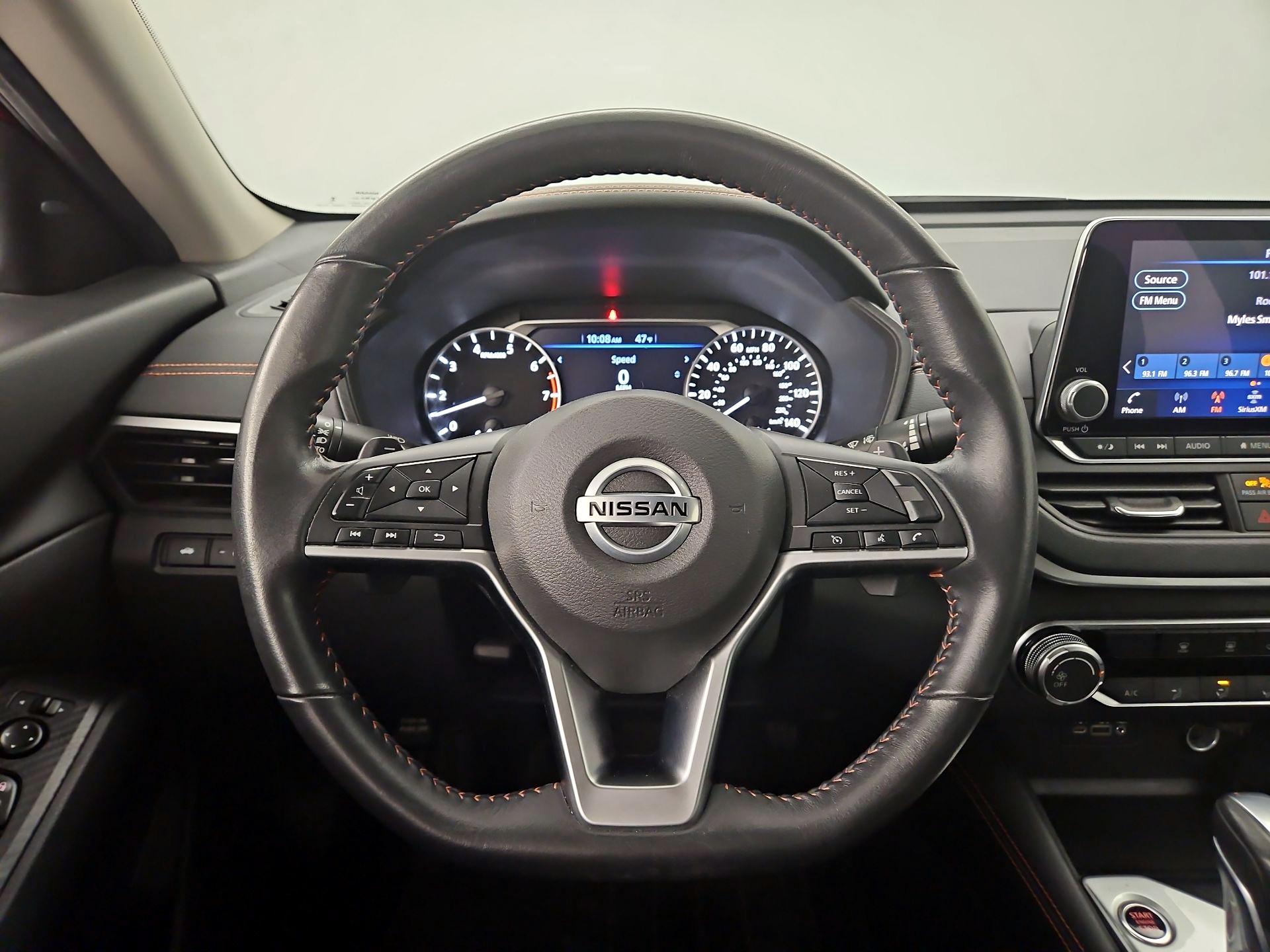 Thumbnail: 2022 Nissan Altima - 10