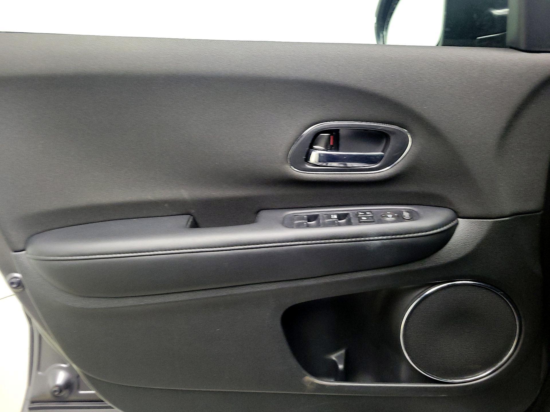 Thumbnail: 2022 Honda HR-V - 12