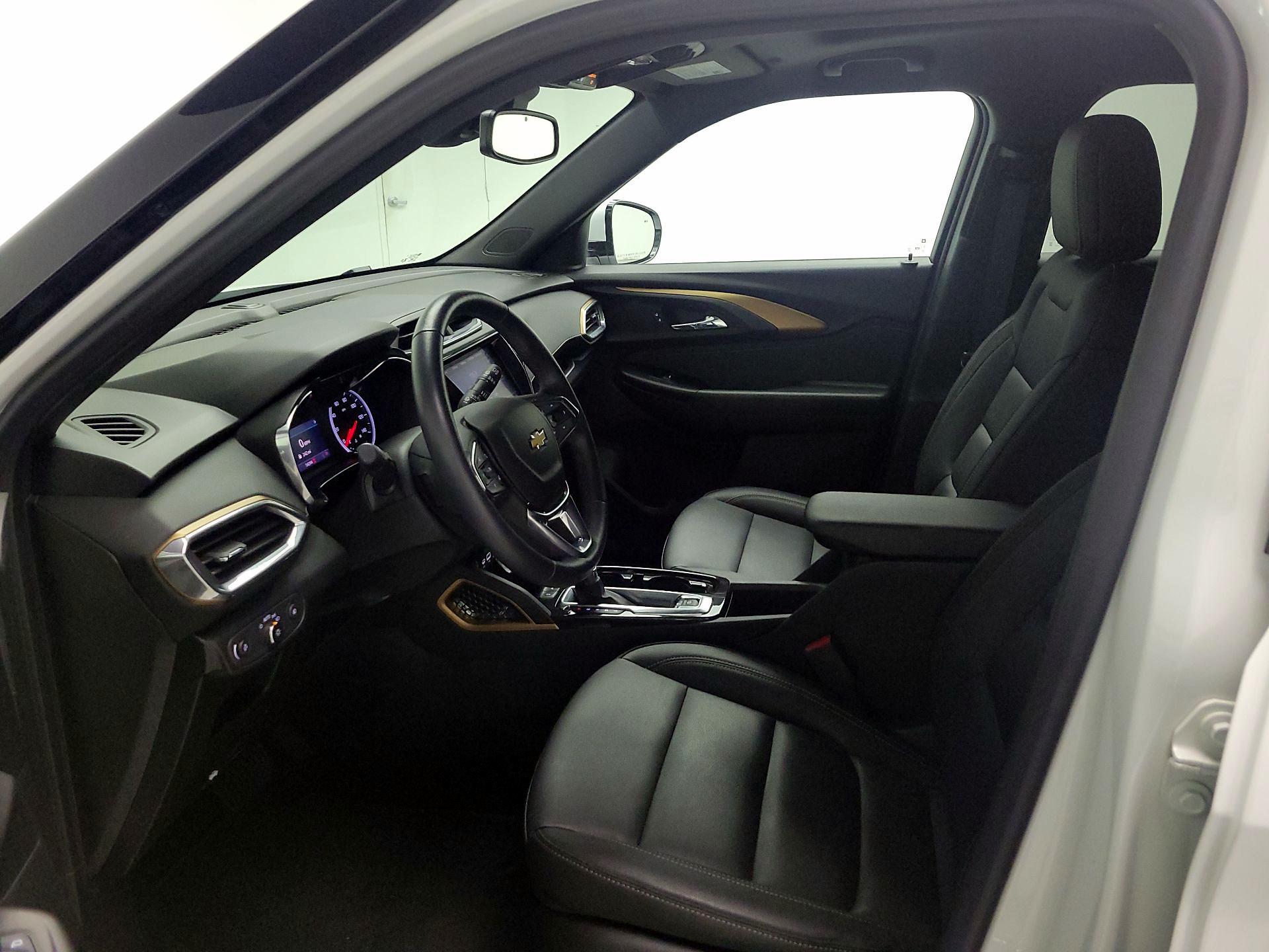 Thumbnail: 2023 Chevrolet TrailBlazer - 11