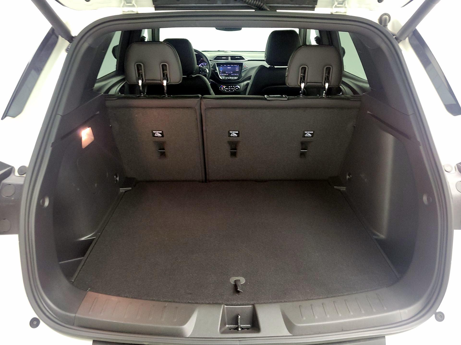 Thumbnail: 2023 Chevrolet TrailBlazer - 18