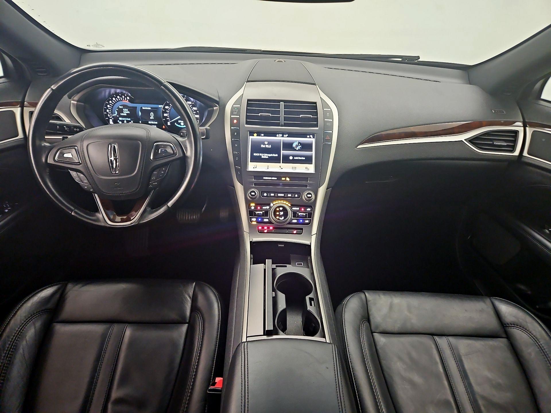 Thumbnail: 2017 Lincoln MKZ - 9