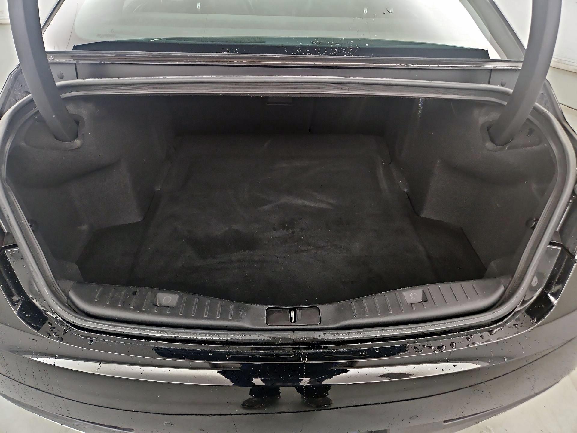 Thumbnail: 2017 Lincoln MKZ - 20