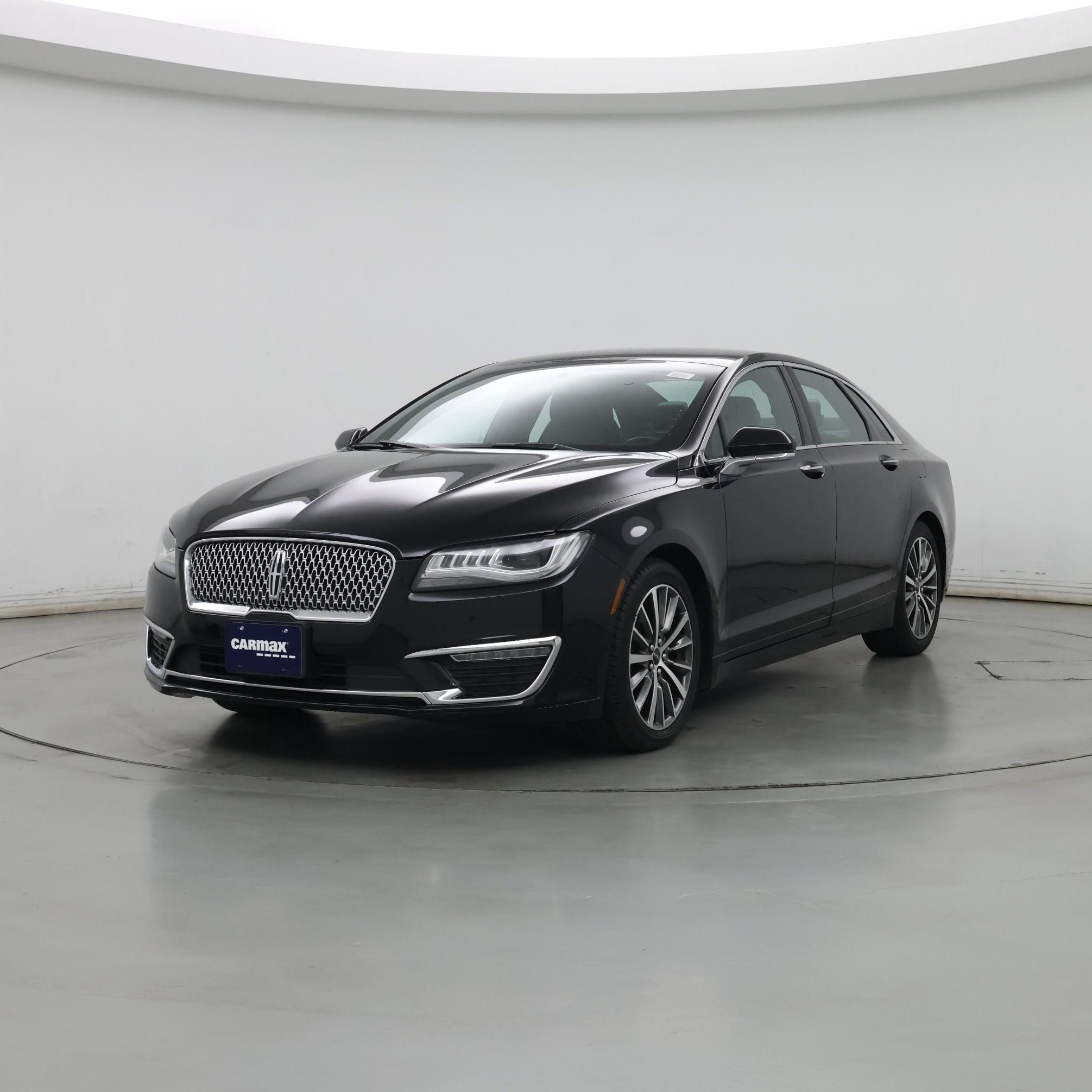 Thumbnail: 2017 Lincoln MKZ - 4