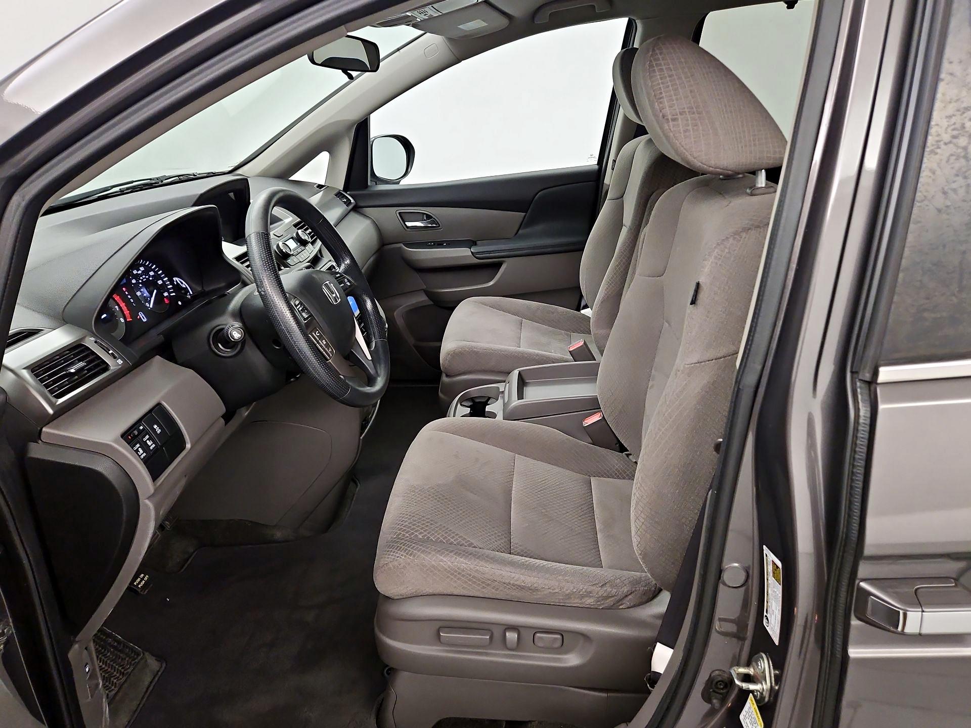 Thumbnail: 2016 Honda Odyssey - 11