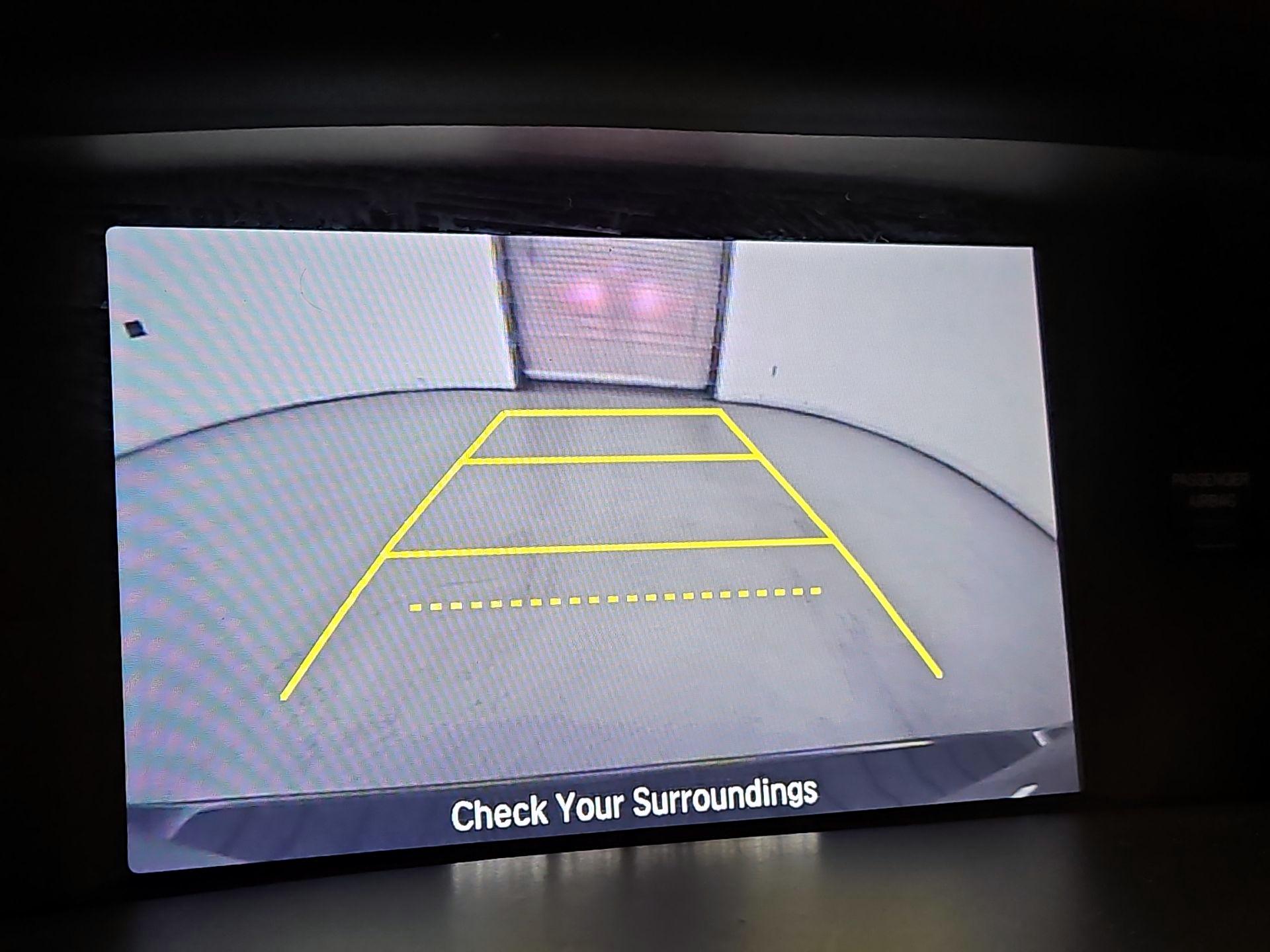 Thumbnail: 2016 Honda Odyssey - 14