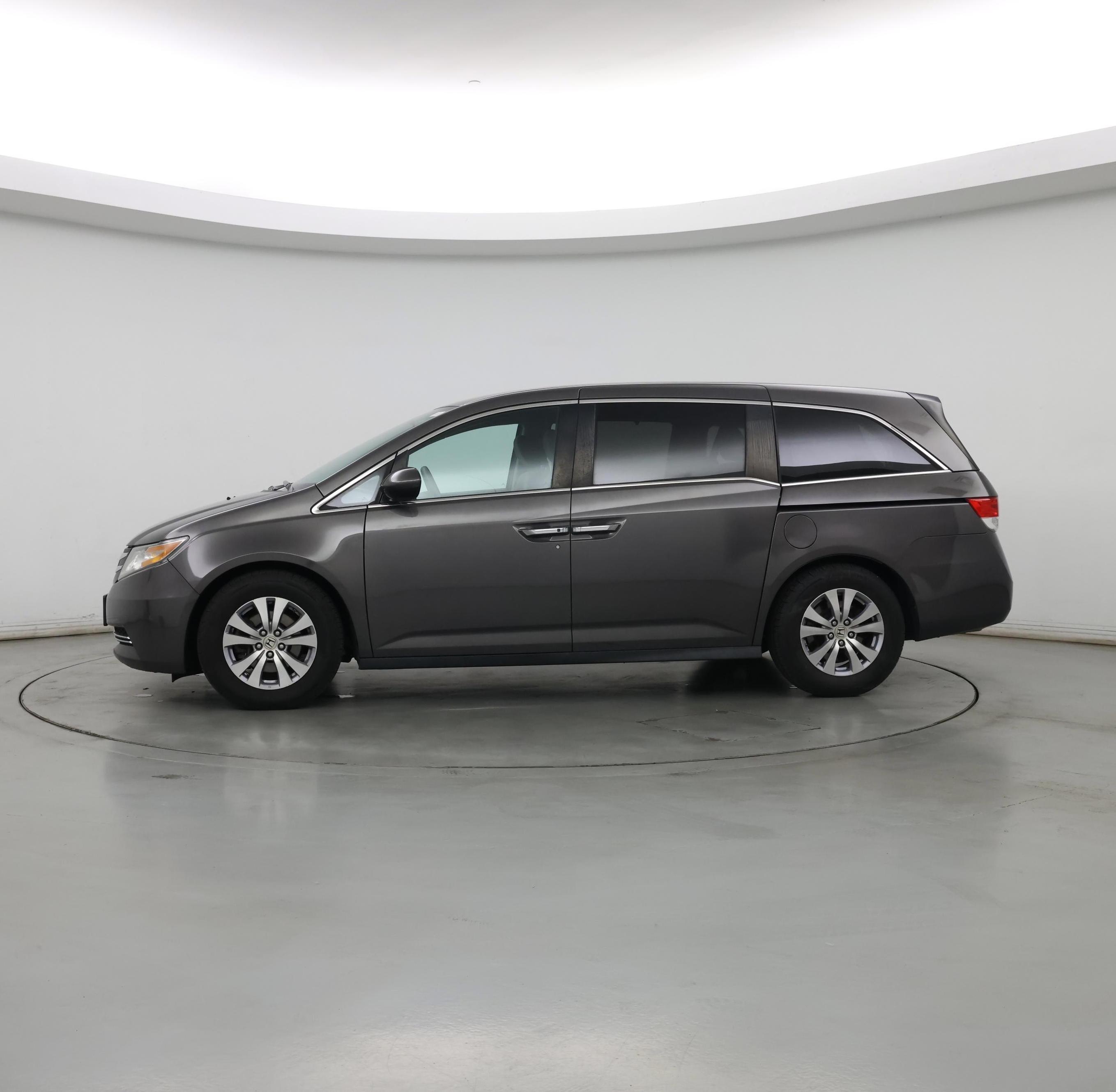 Thumbnail: 2016 Honda Odyssey - 3